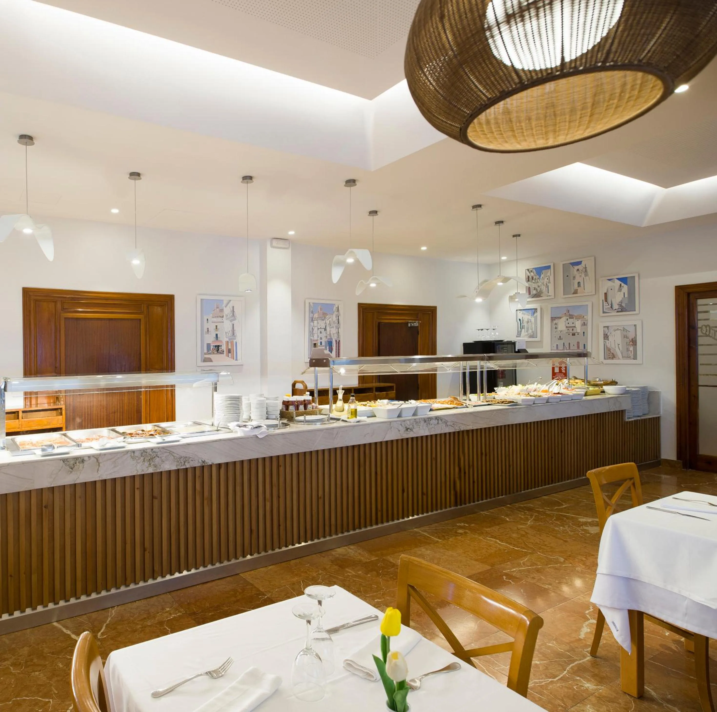 Restaurant/places to eat in Hotel Osiris Ibiza