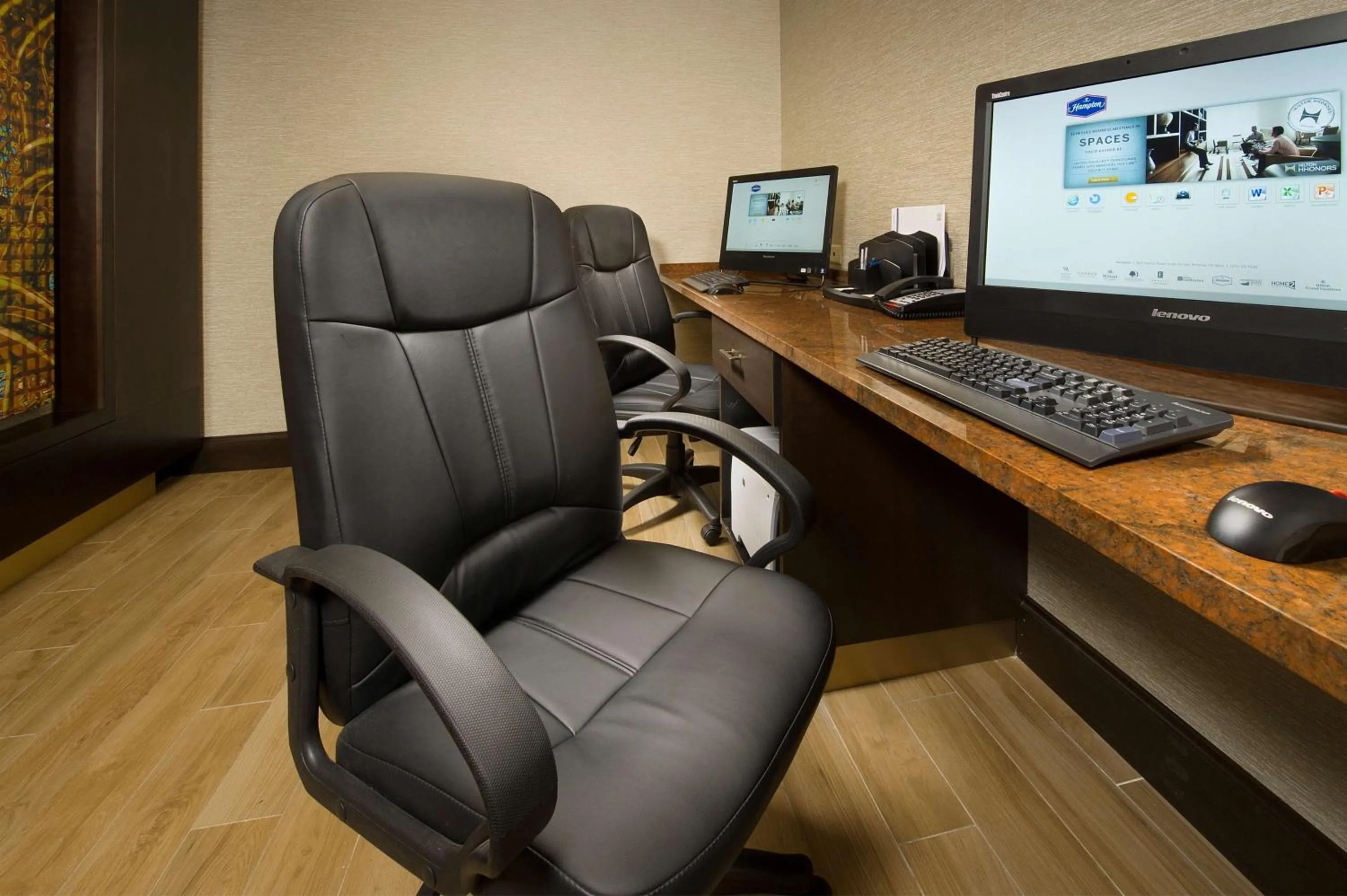 Business facilities in Hampton Inn & Suites San Antonio-Downtown/Market Square