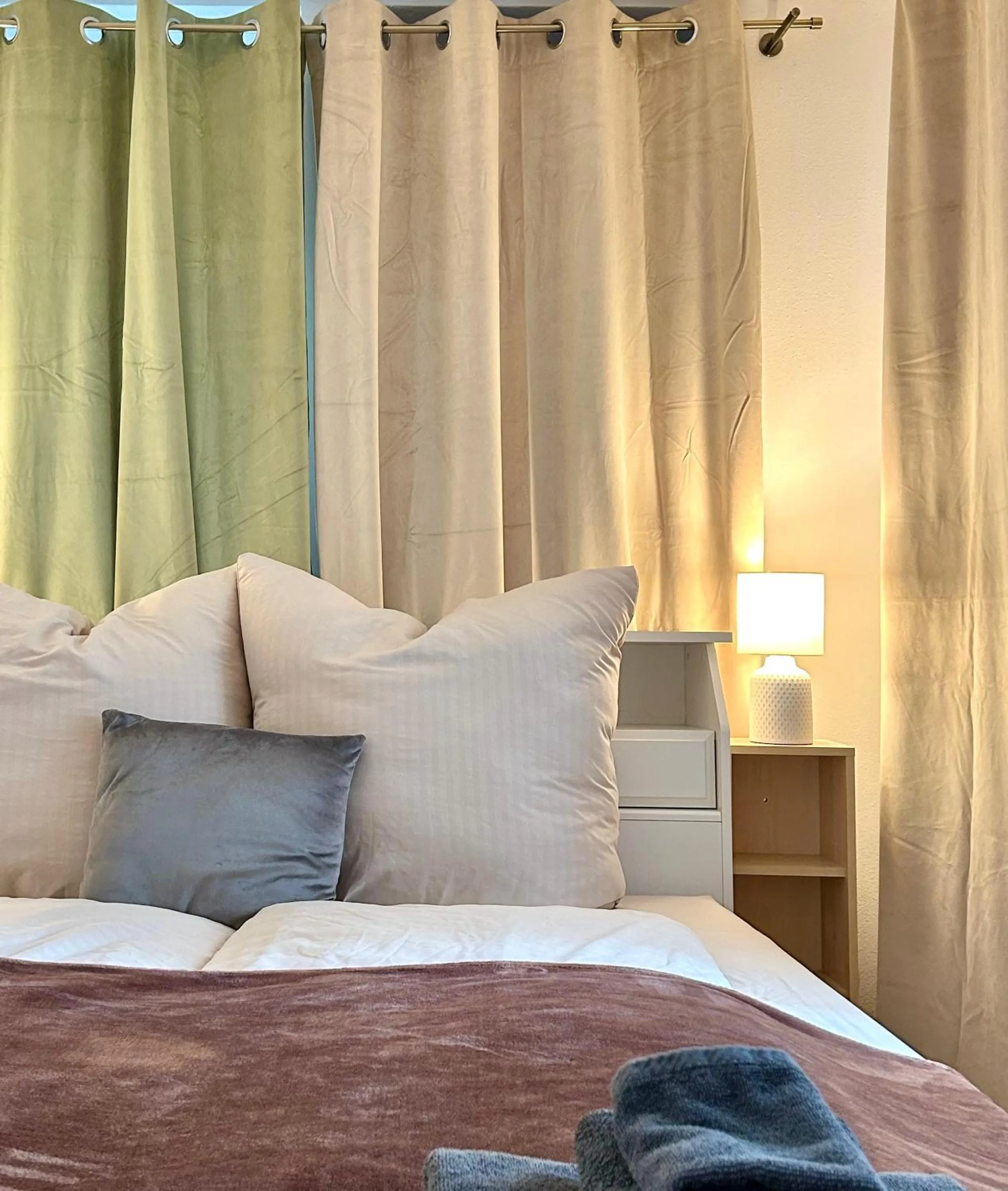 Bed in The Manhattan A Boutique Hotel By American Ease