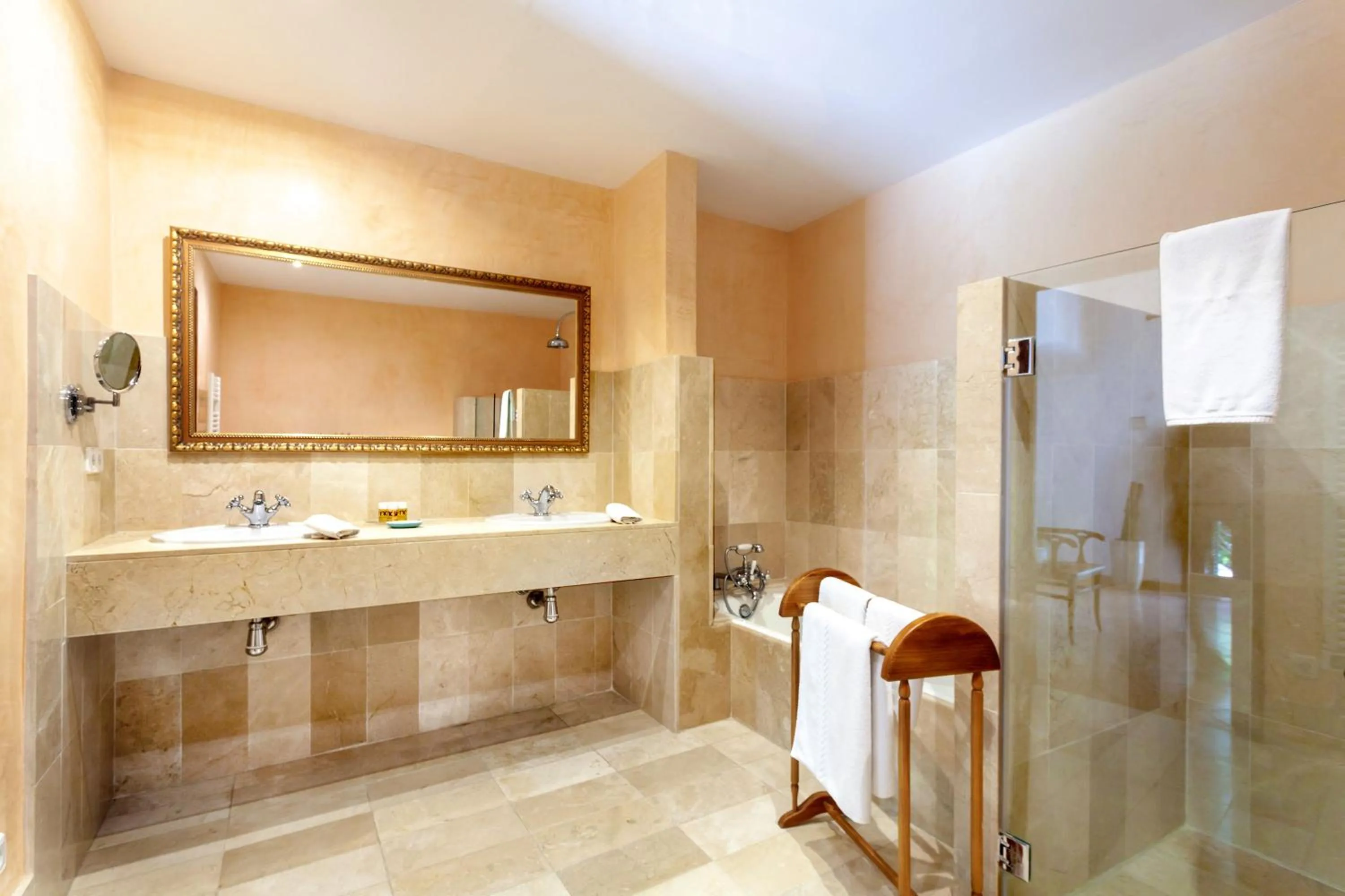 Bathroom in Finca Hotel Son Palou