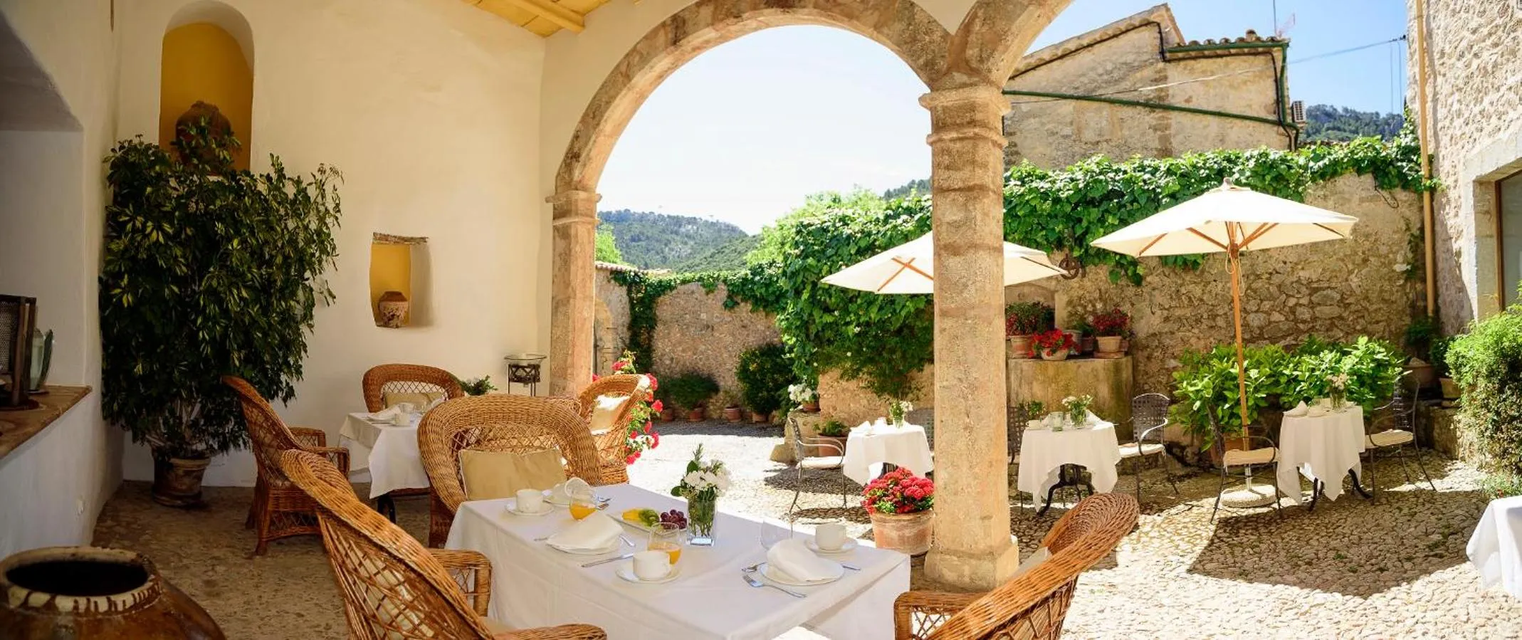 Patio in Finca Hotel Son Palou