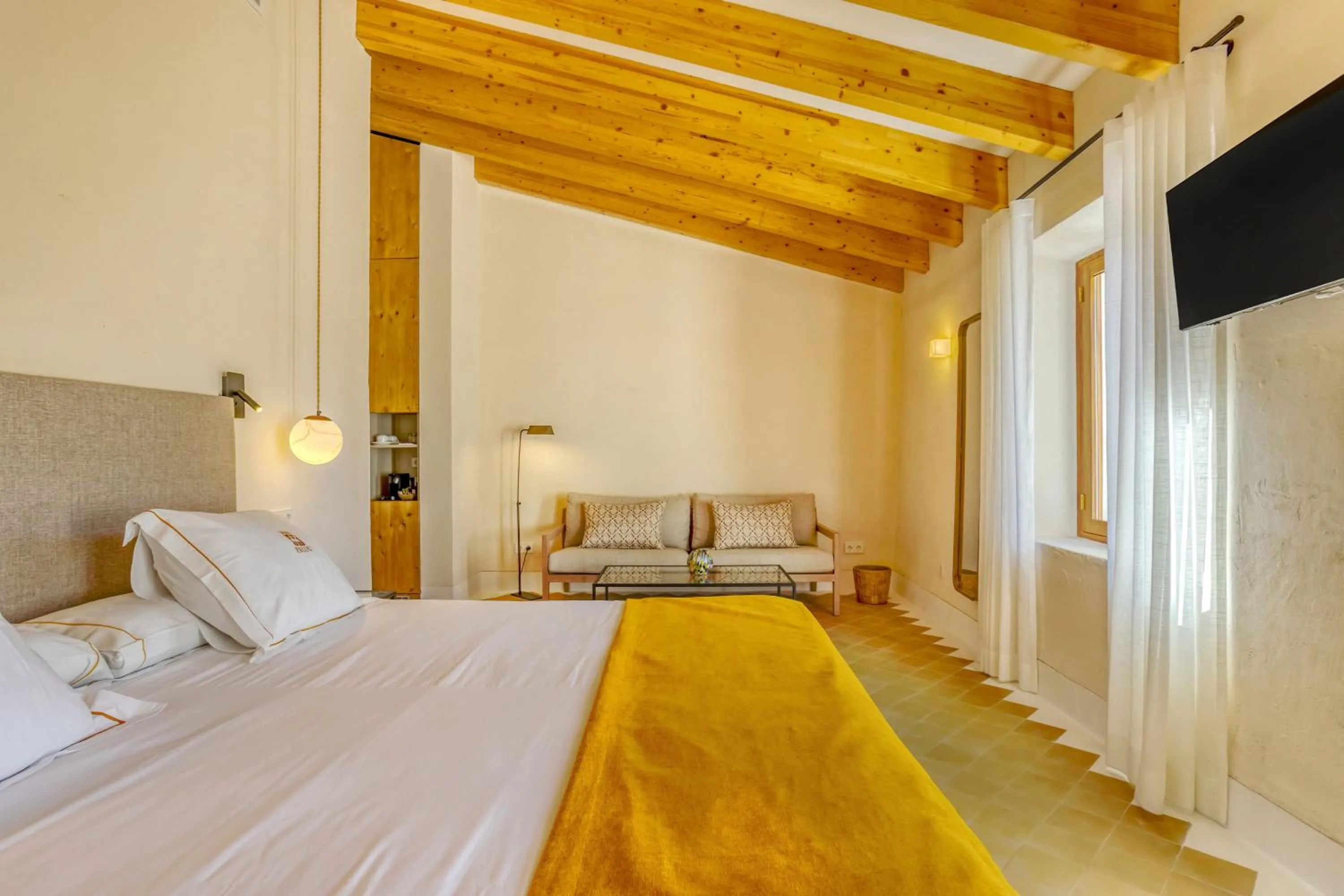 Bed in Finca Hotel Son Palou