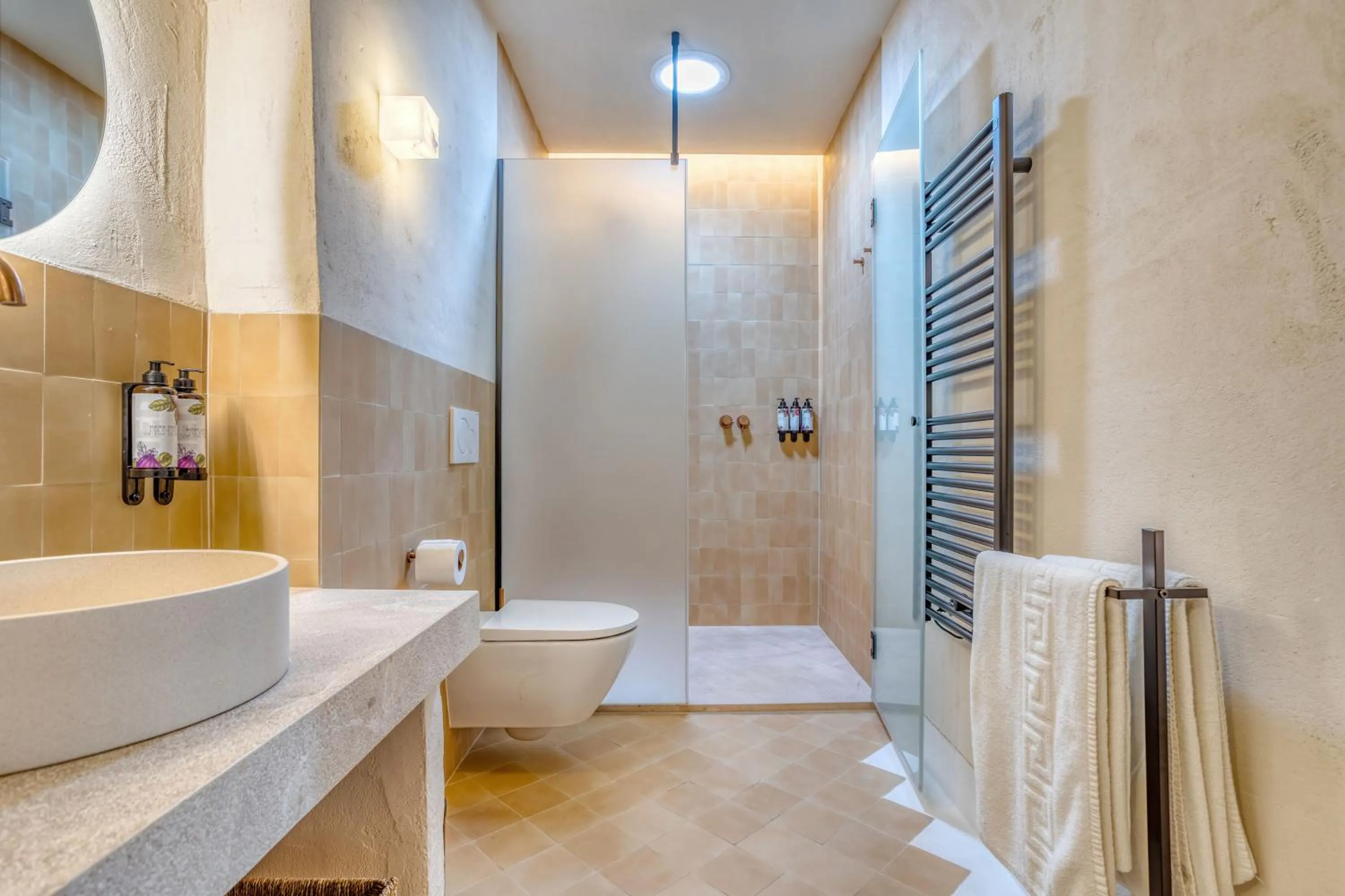 Shower in Finca Hotel Son Palou