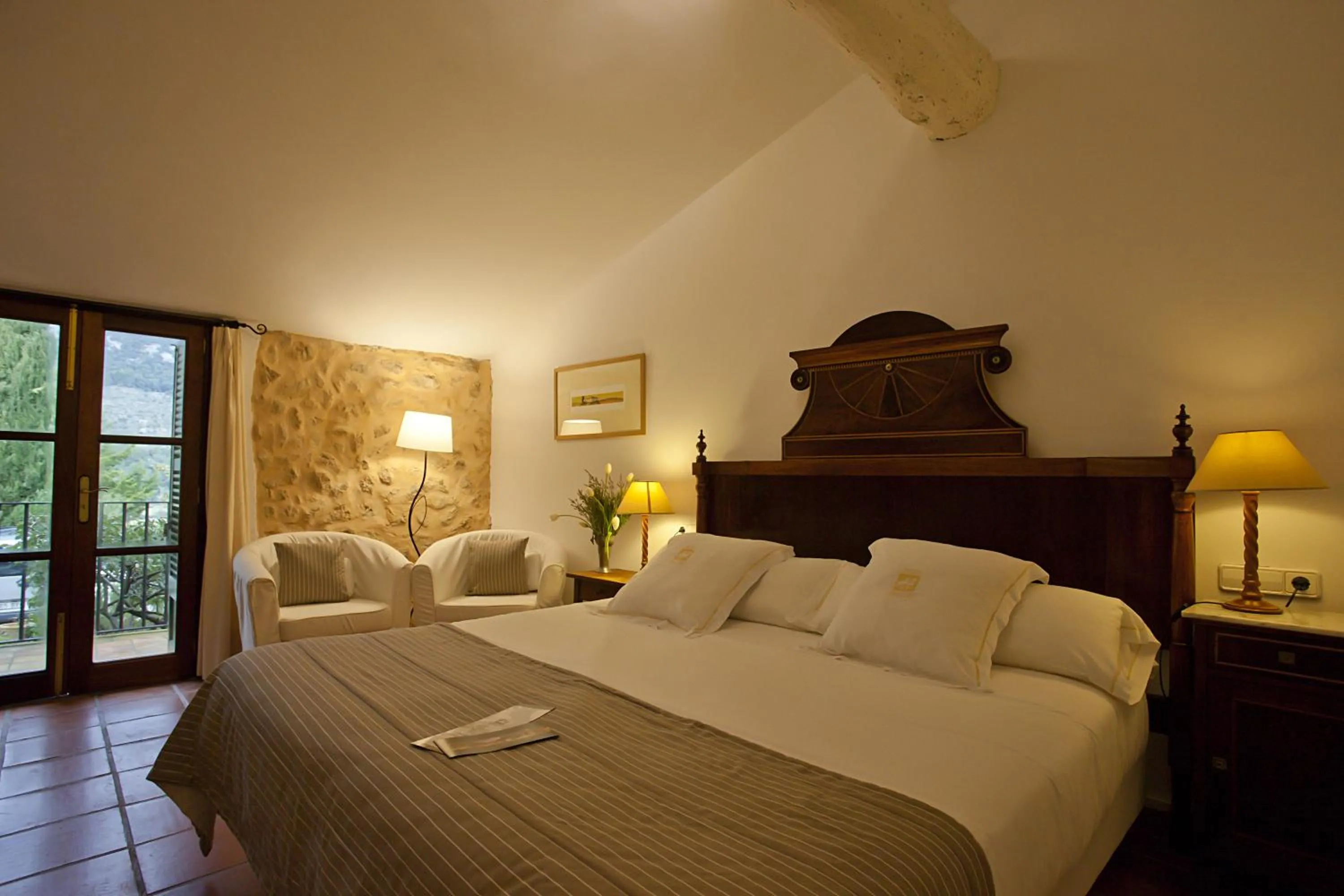 Balcony/Terrace, Bed in Finca Hotel Son Palou