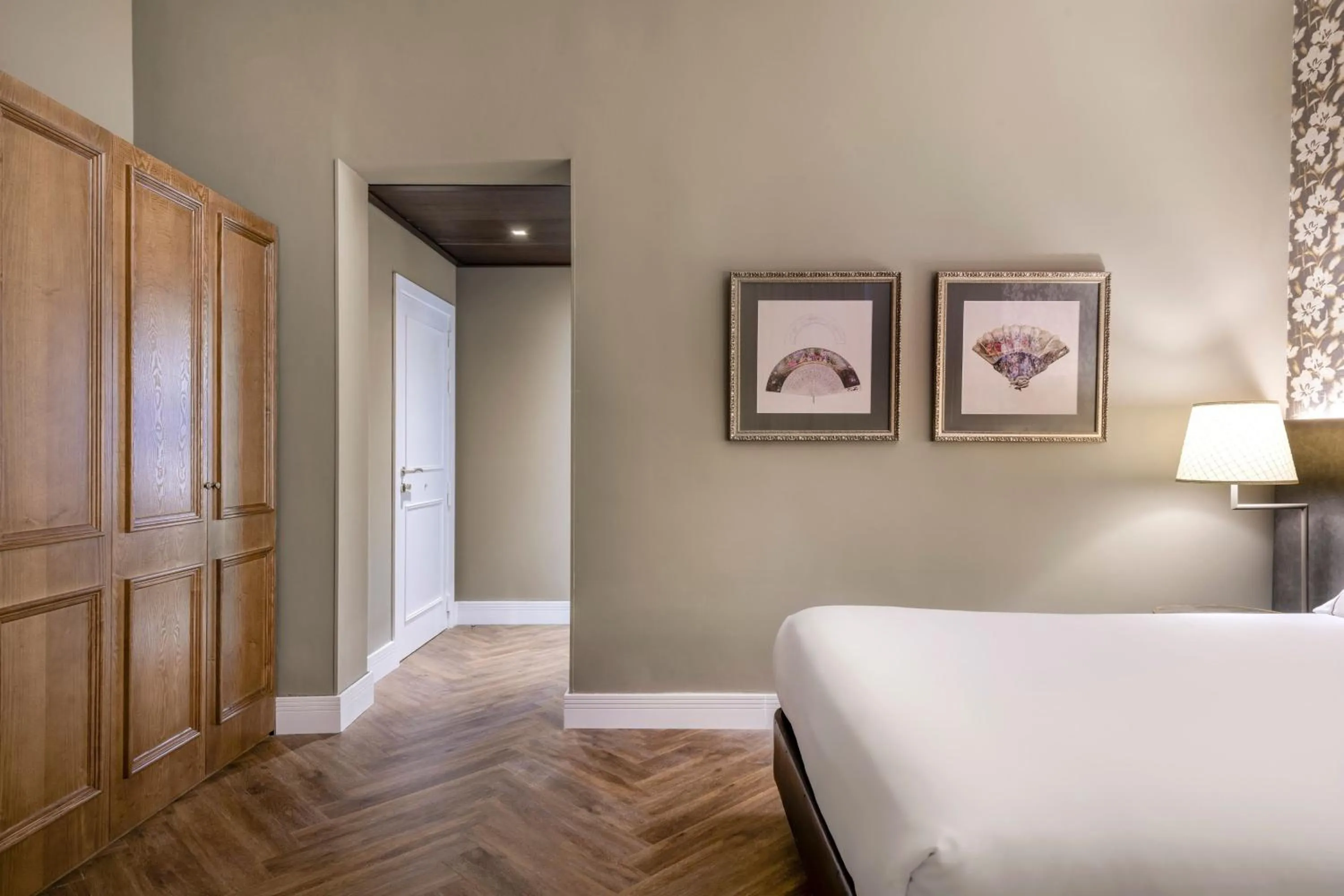 Photo of the whole room, Bed in Hotel Palacio del Retiro, Autograph Collection