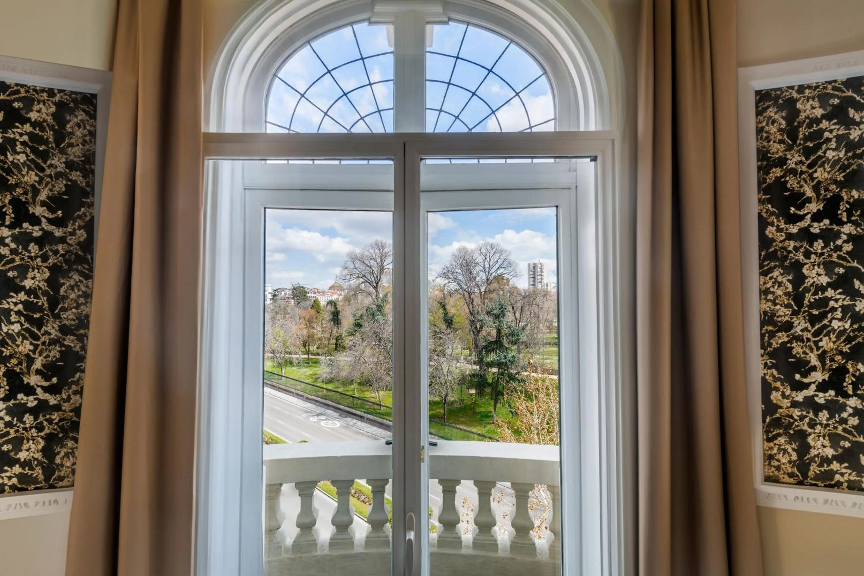 Photo of the whole room in Hotel Palacio del Retiro, Autograph Collection