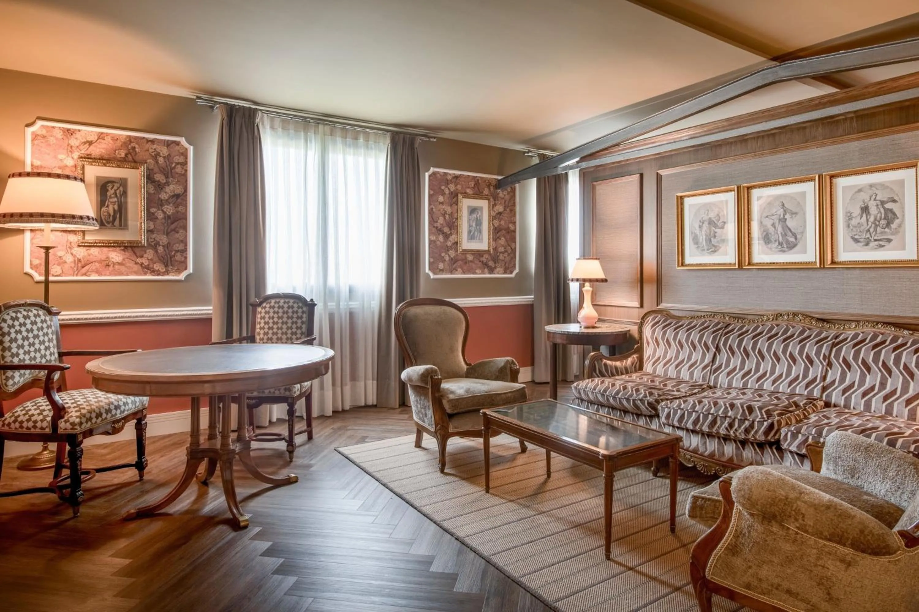 Photo of the whole room in Hotel Palacio del Retiro, Autograph Collection