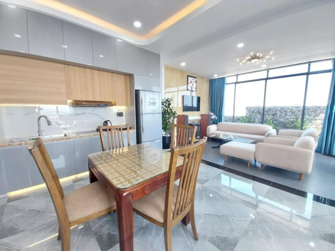 Living room in Santini Hotel