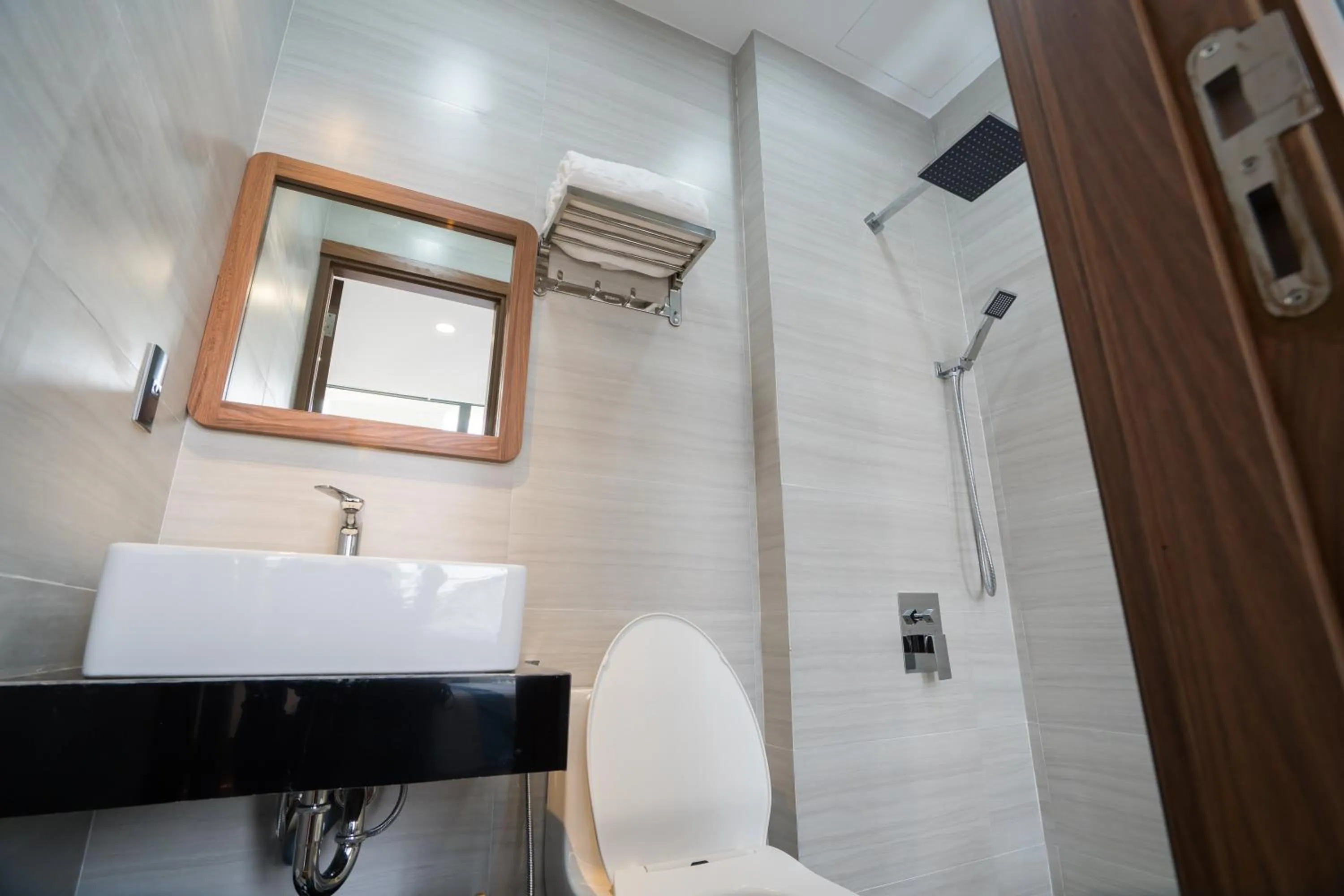 Bathroom in Santini Hotel