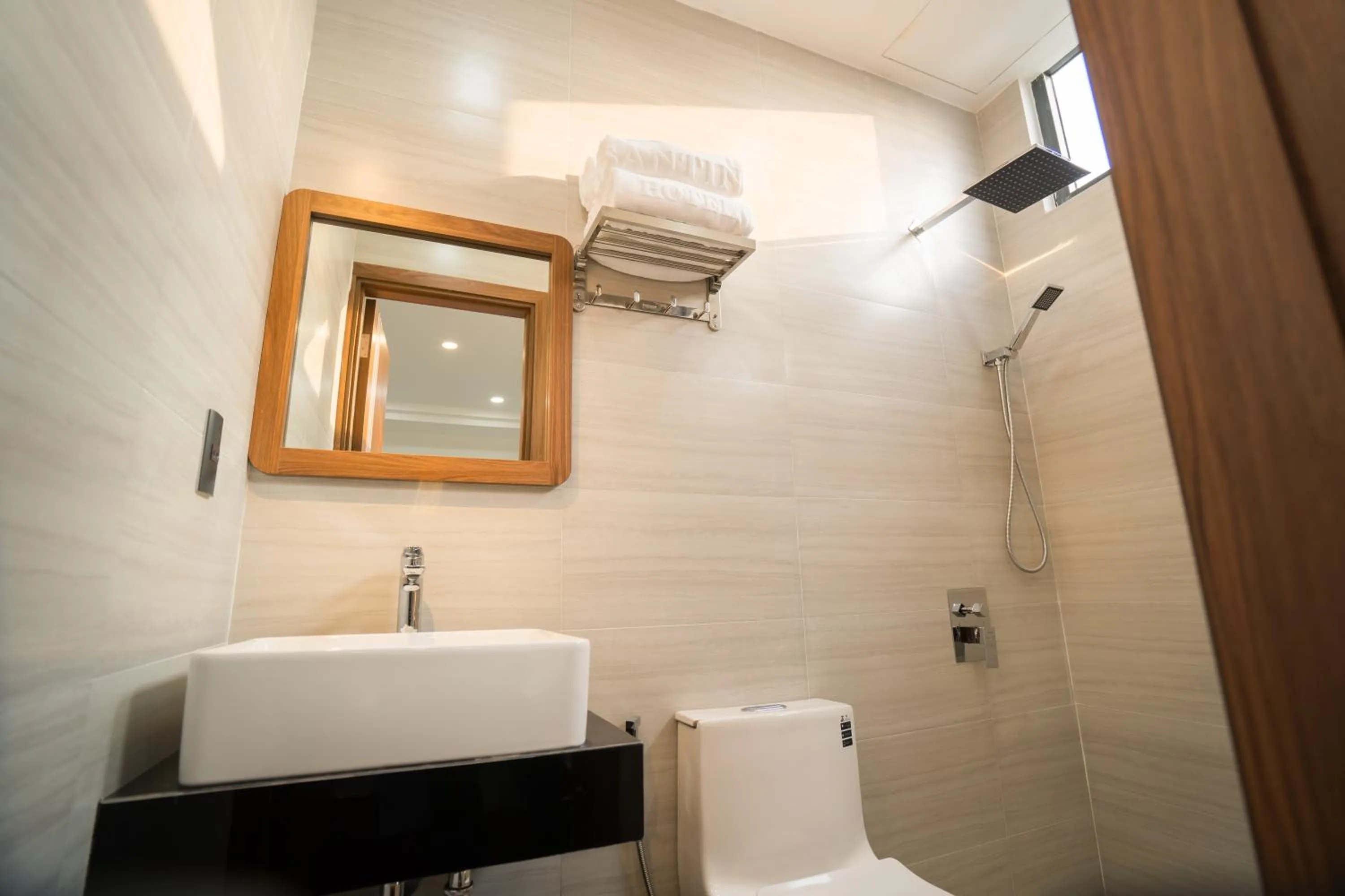 Shower in Santini Hotel