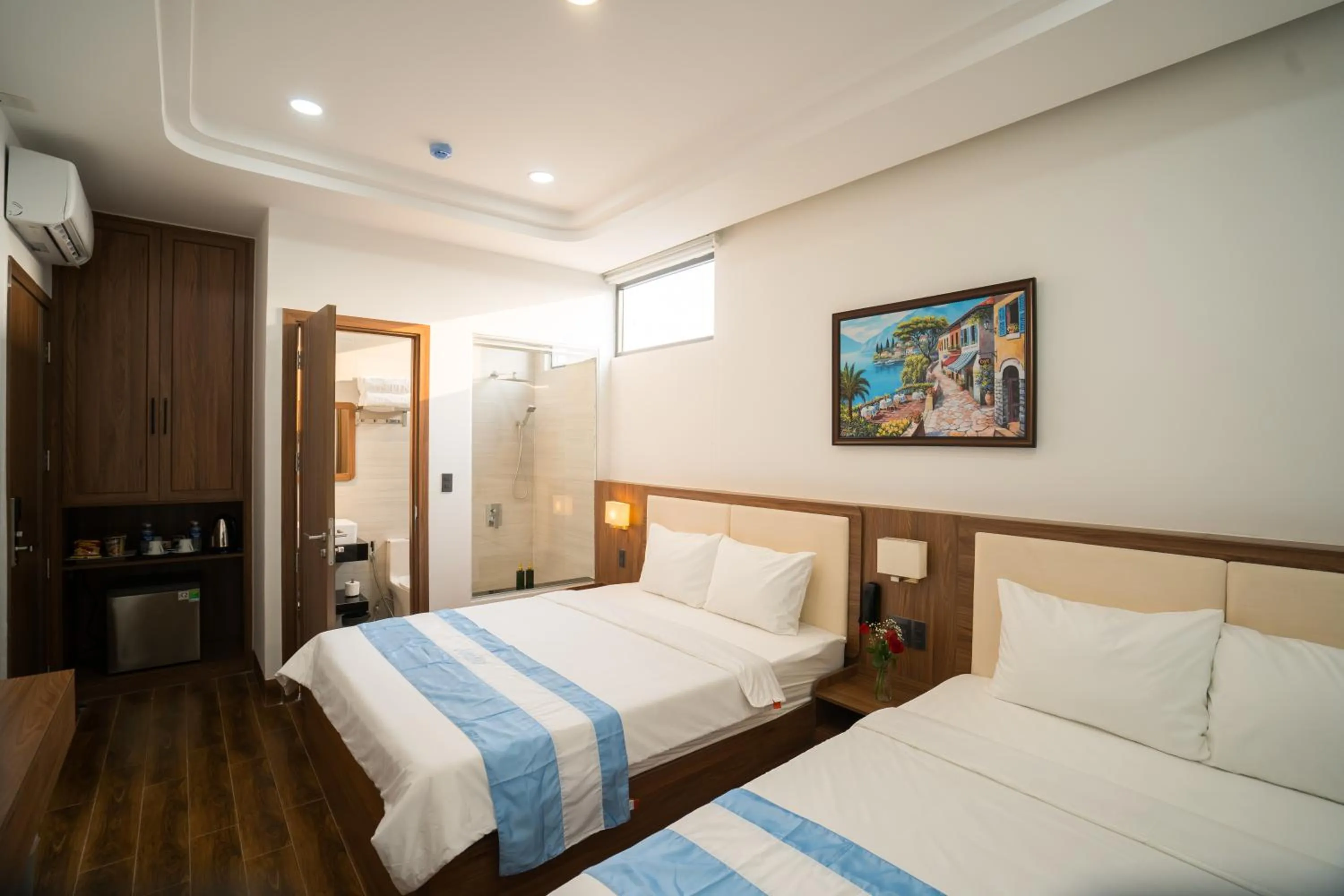 Bedroom, Bed in Santini Hotel