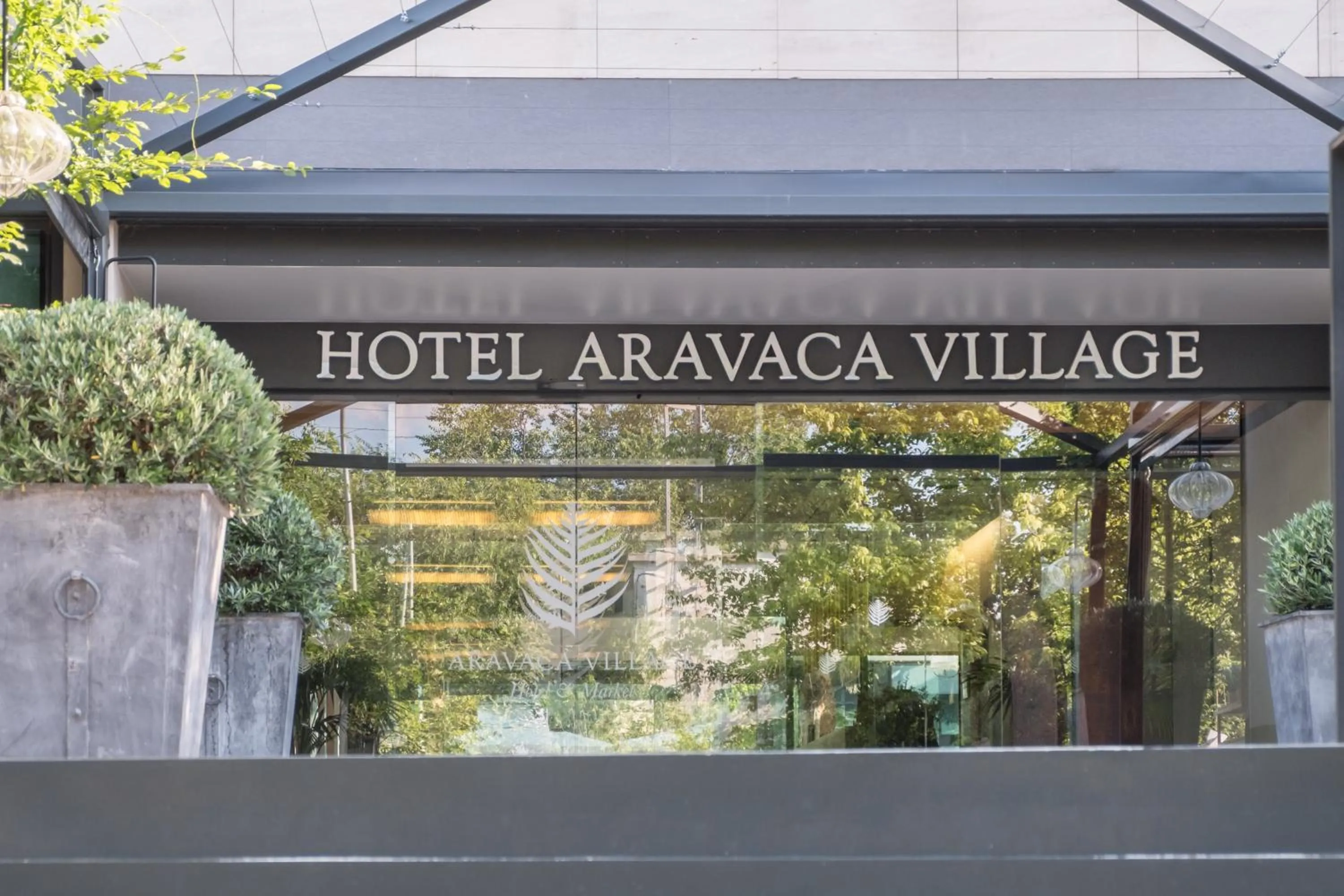 Facade/entrance in Aravaca Village Hotel