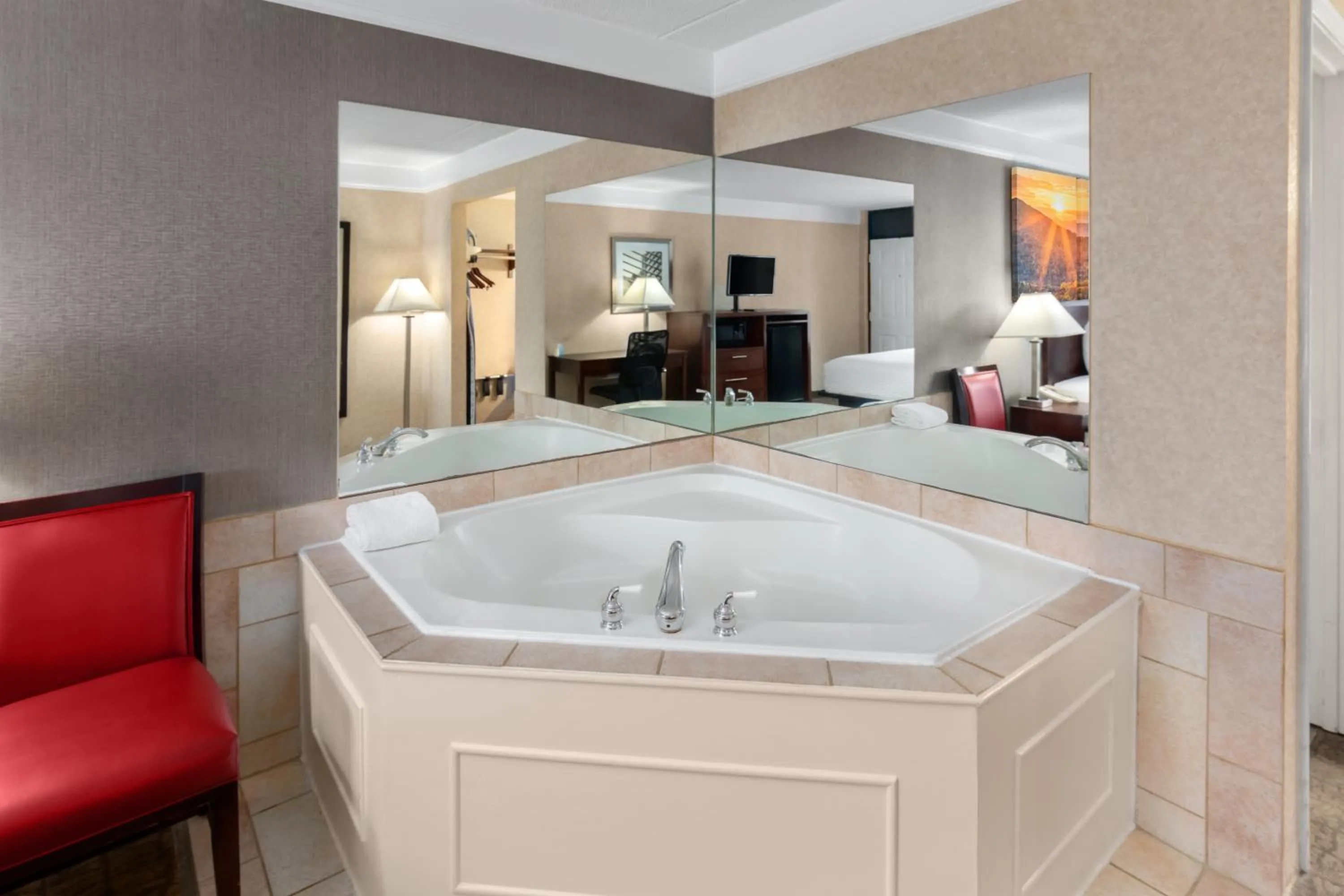 Days Inn by Wyndham Columbia Kentucky