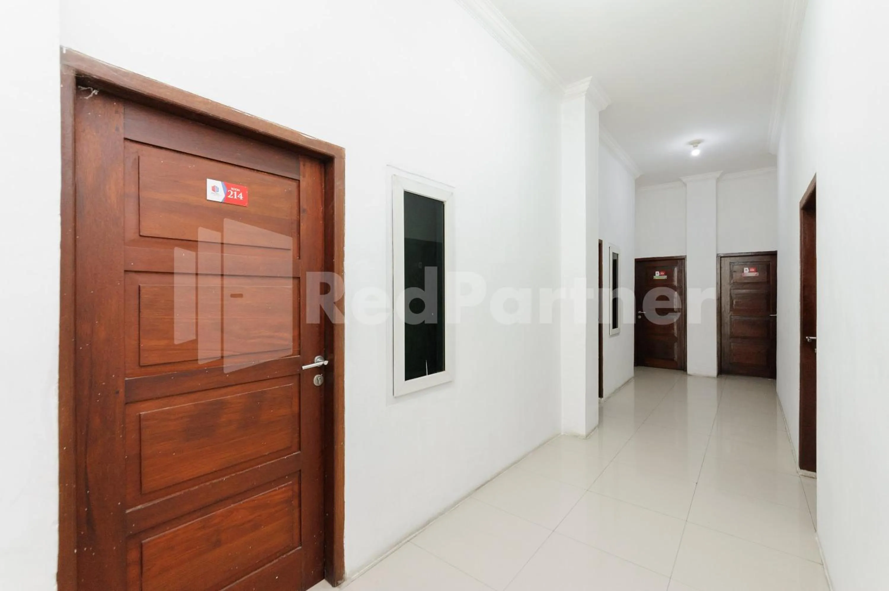 Property building in RedDoorz at Wisma Nabila Syariah near Masjid Raya Baiturrahman Banda Aceh