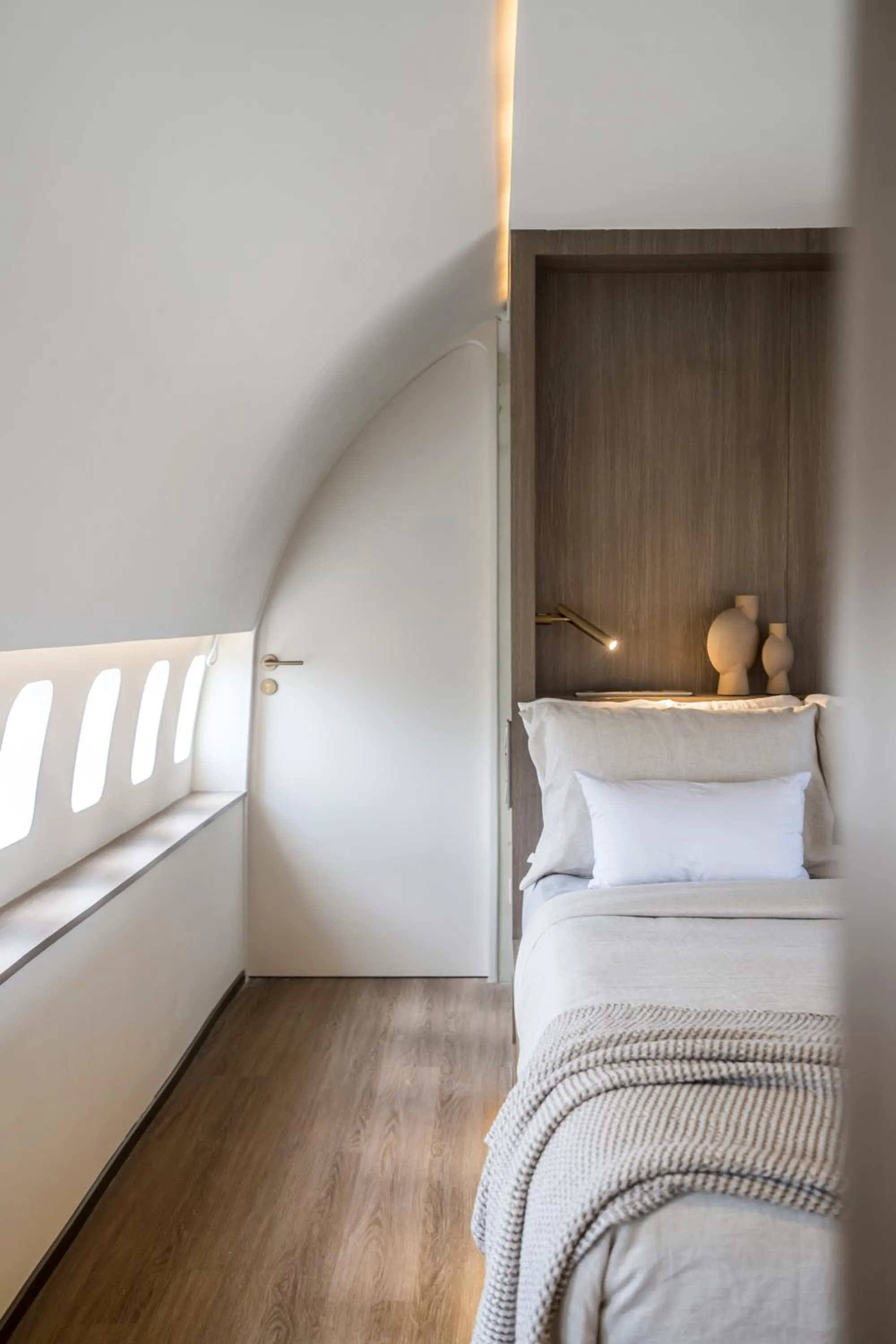 Bed in Private Jet Villa Uluwatu