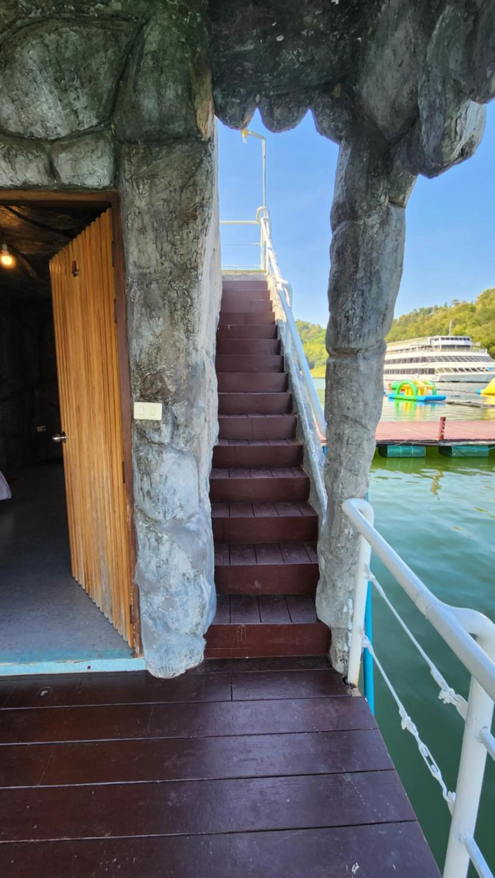 บ้านไร่ วรรณ วาลย์ รีสอร์ท