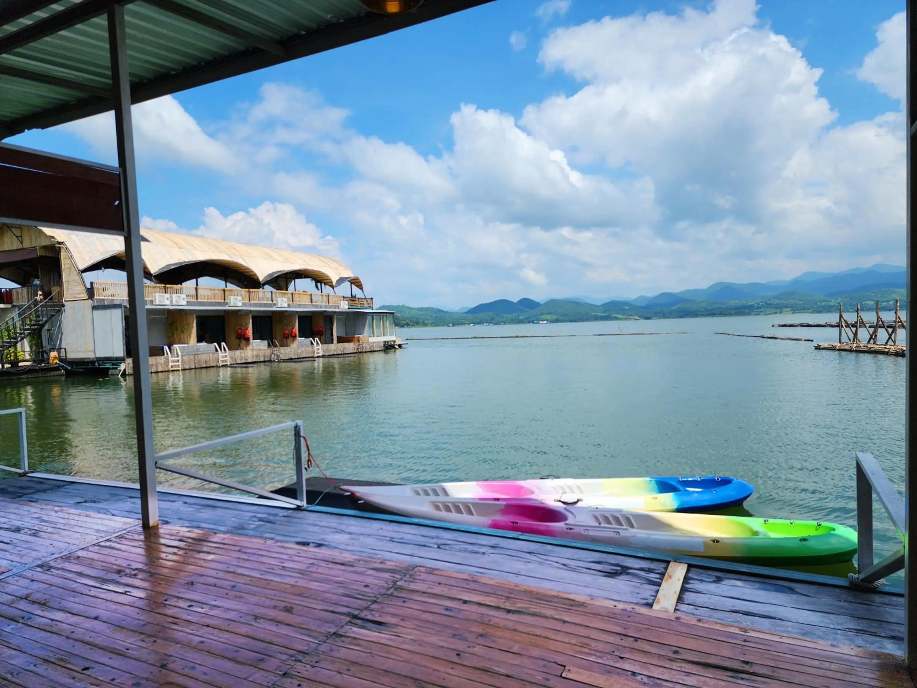 River view in บ้านไร่ วรรณ วาลย์ รีสอร์ท