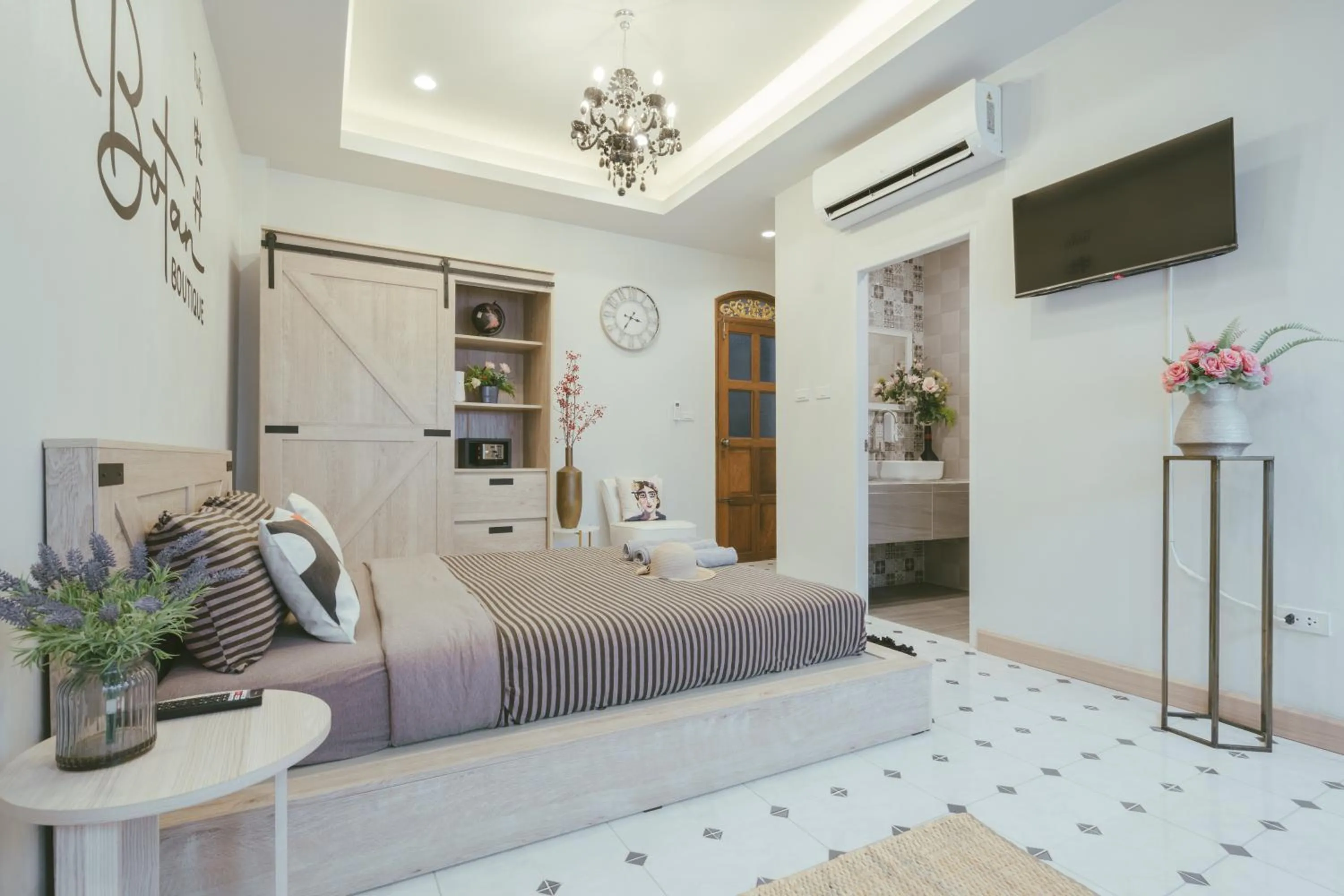 Bed in Botan Boutique Hotel