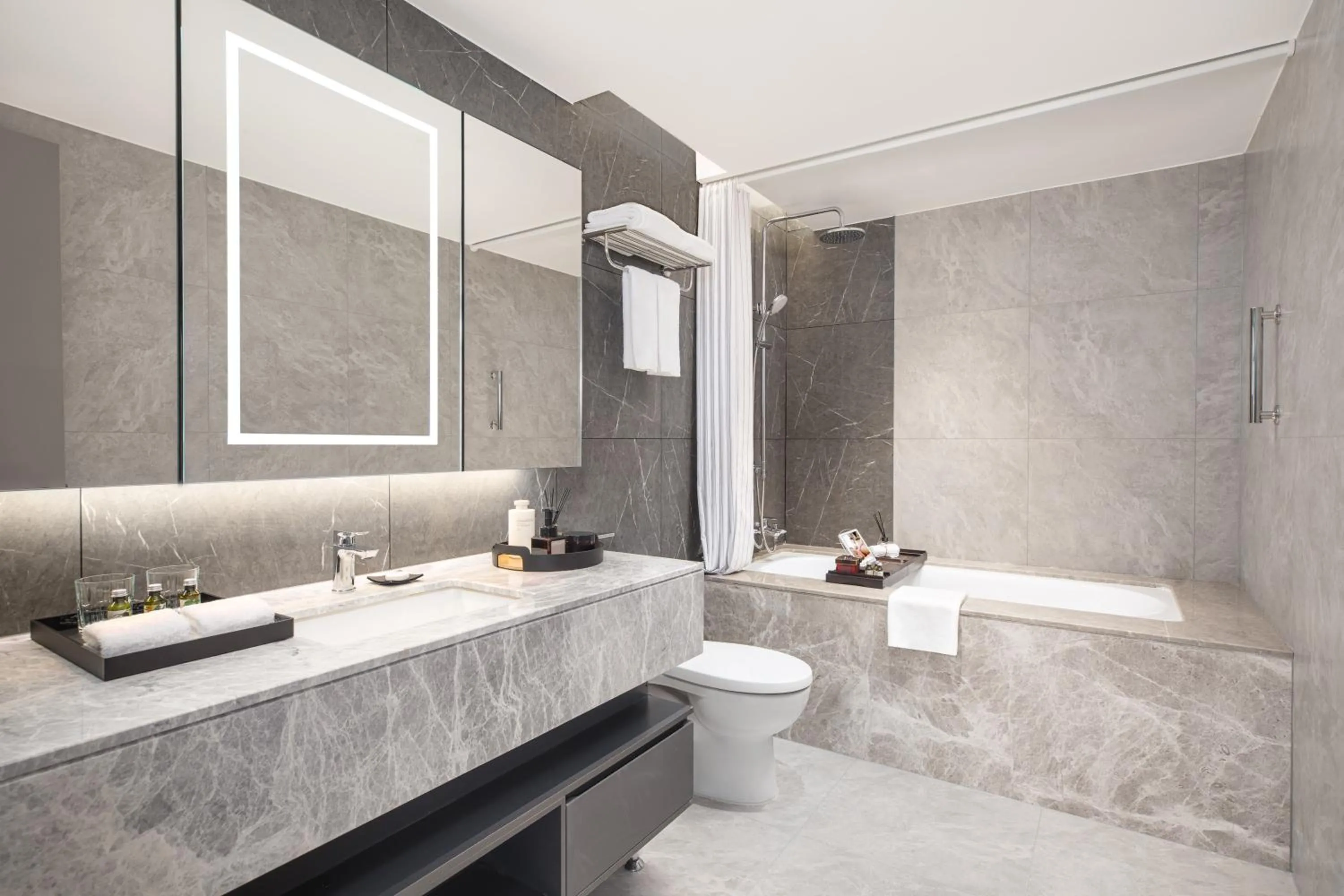 Toilet in Somerset Future Center Wuhan