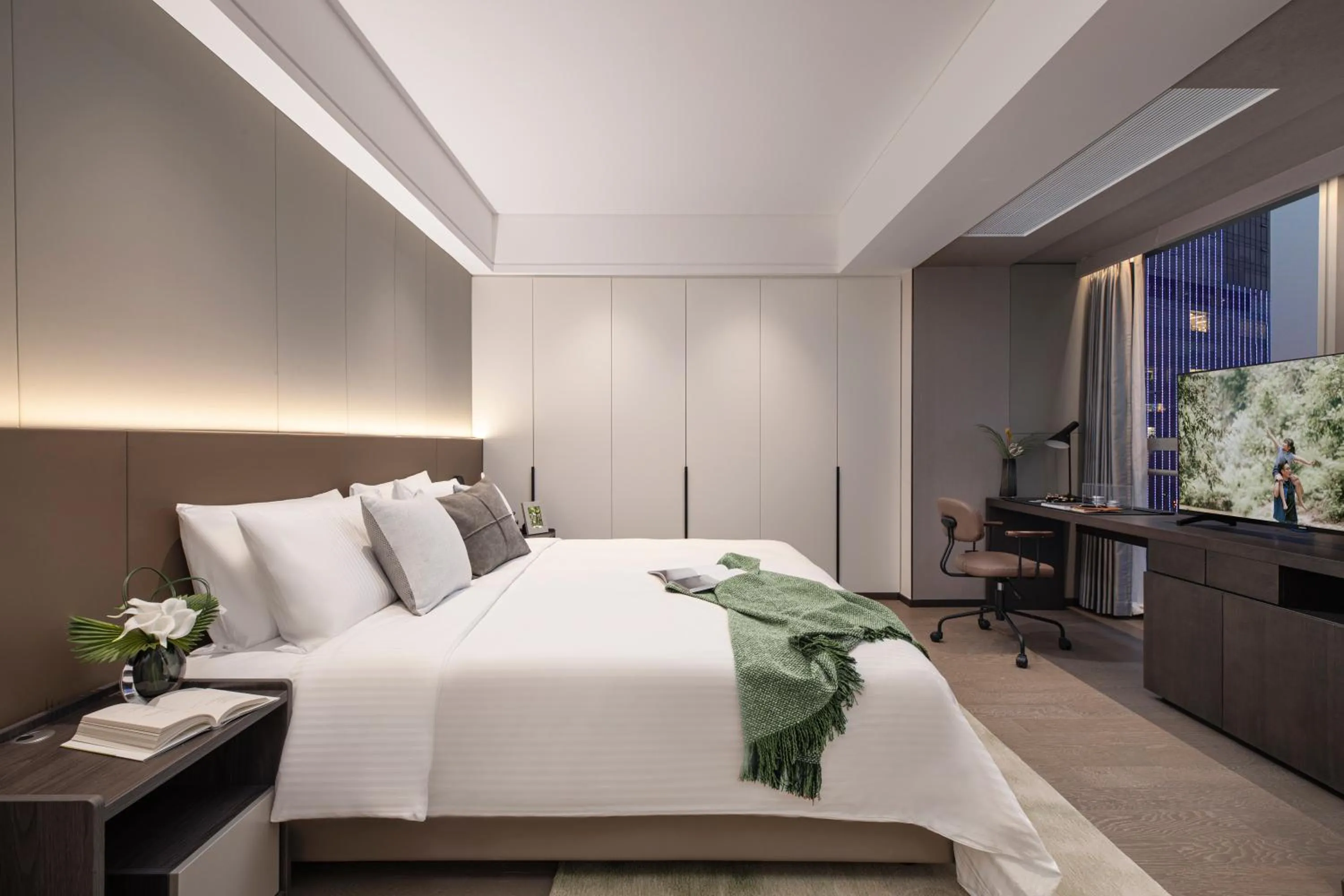 Bedroom, Bed in Somerset Future Center Wuhan