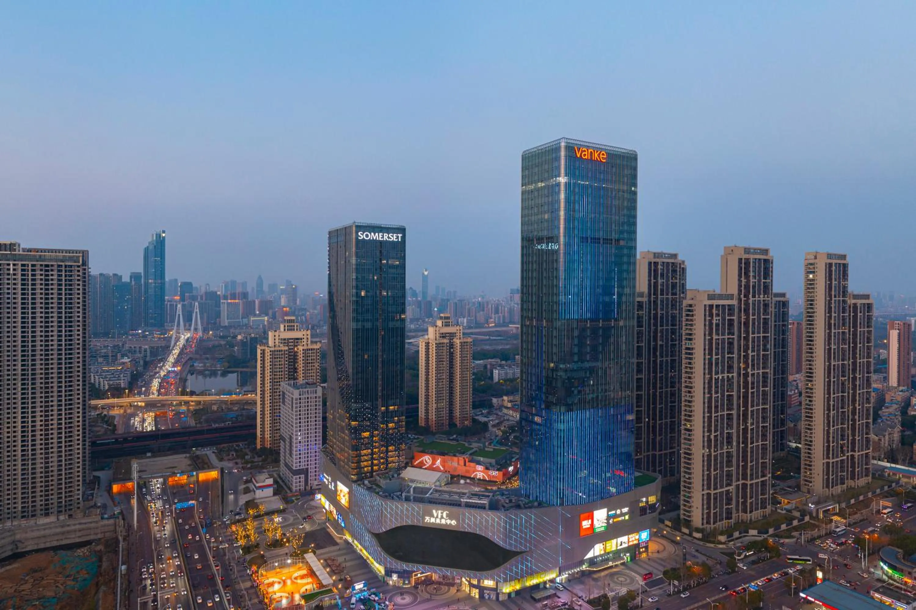 Property building in Somerset Future Center Wuhan