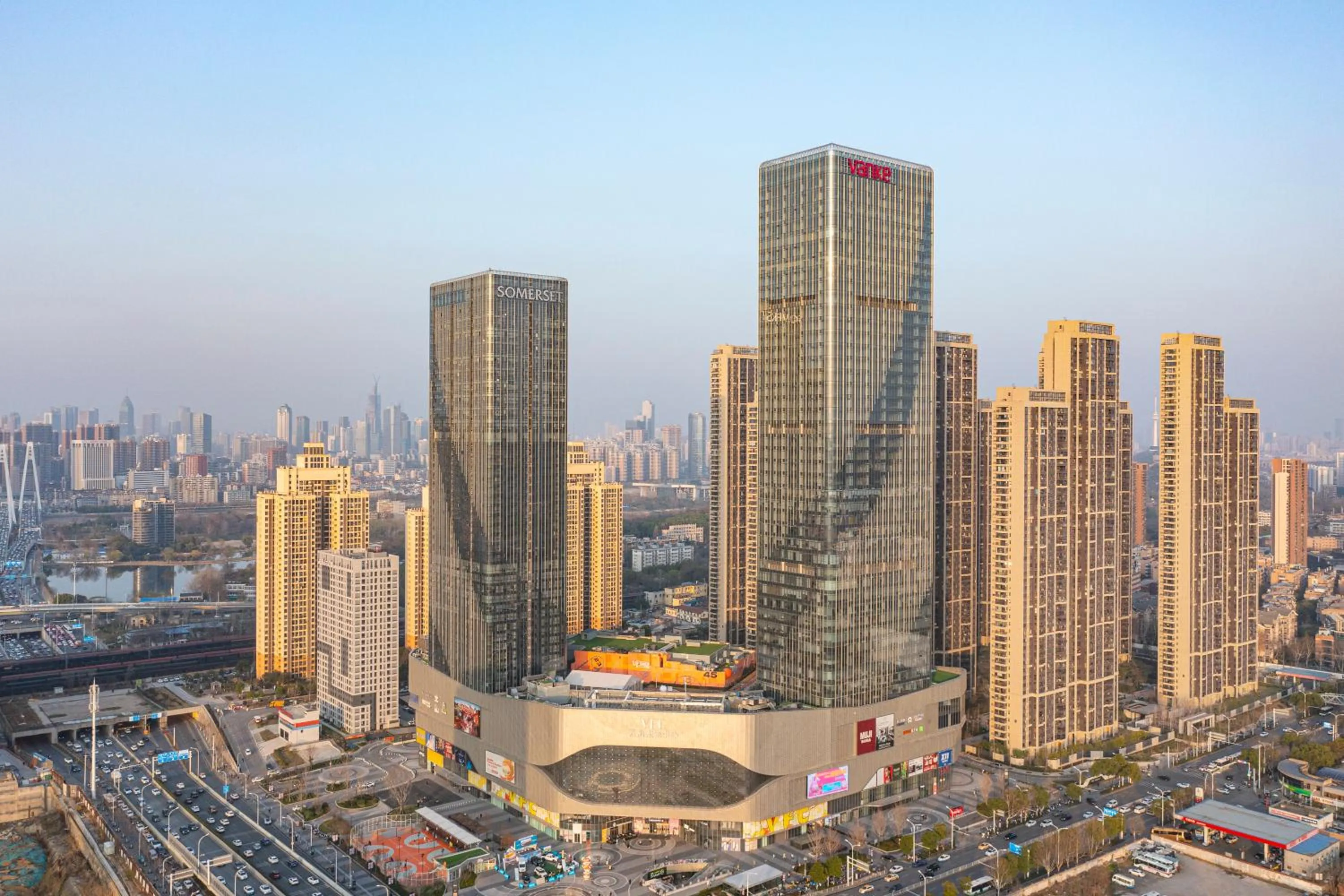 Property building in Somerset Future Center Wuhan