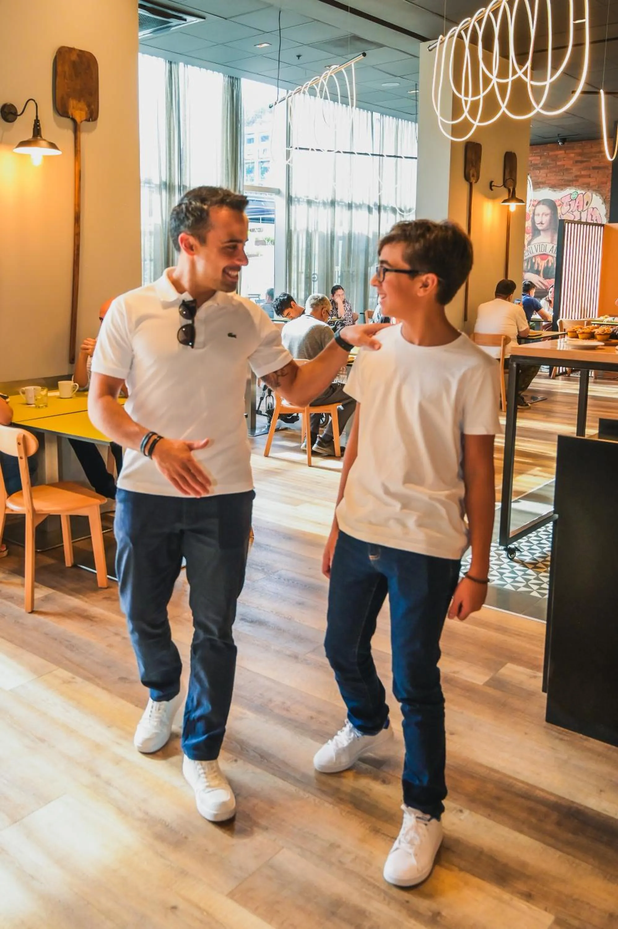 Restaurant/places to eat in ibis Santiago Las Condes