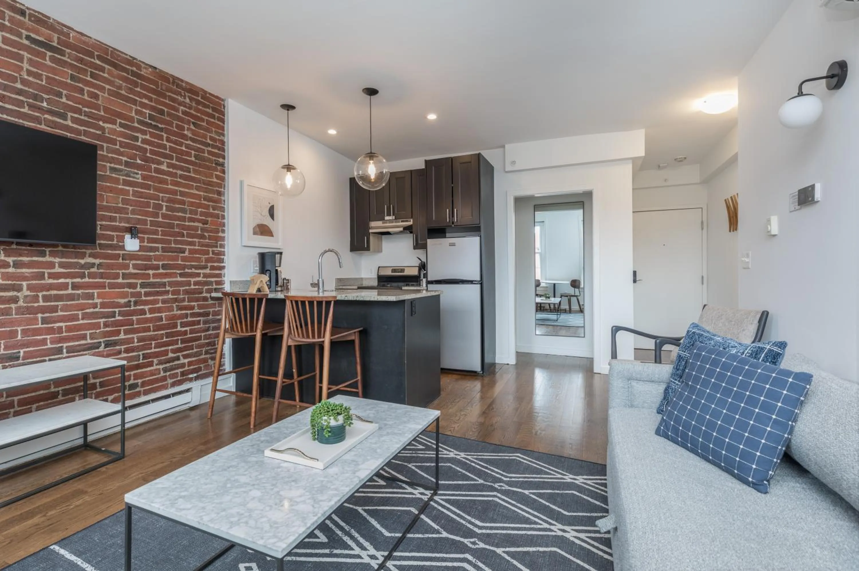 304 Newbury Street by Thatch