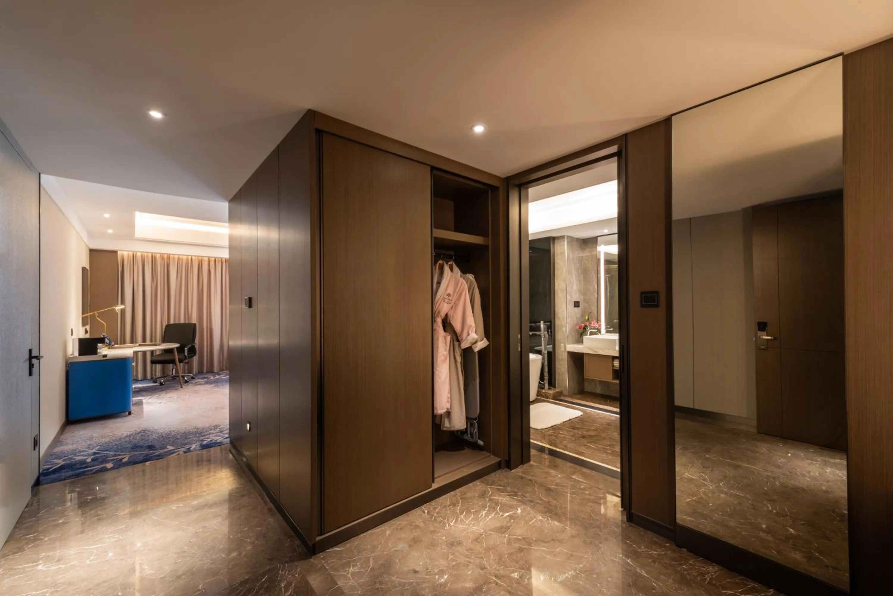 Bathroom, Bed in Braira Al Ahsa