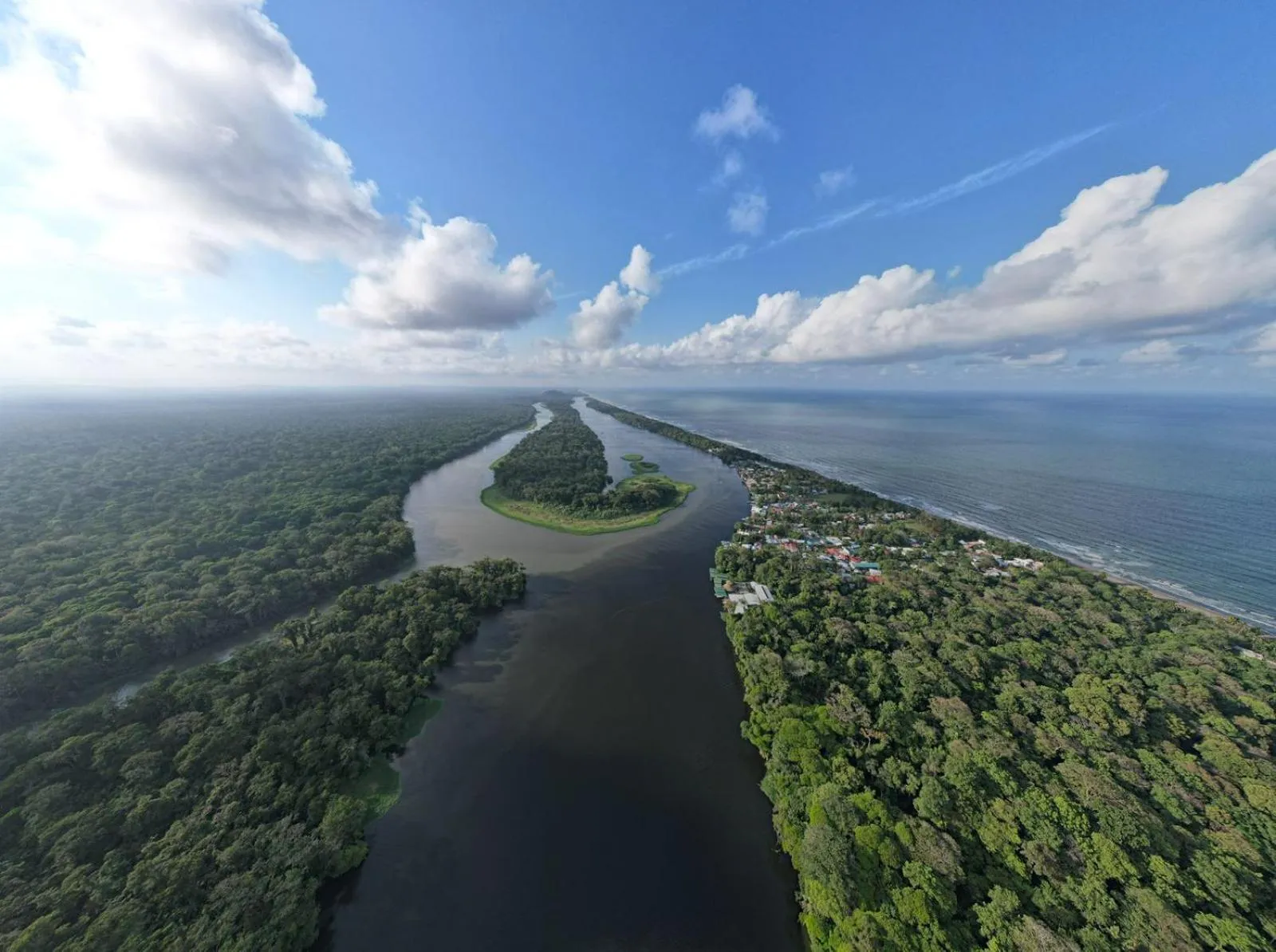 Activities in Cabinas Tortuguero Natural