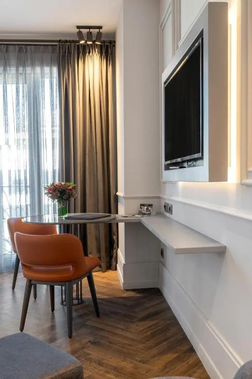 Photo of the whole room in Wish More Hotel Şişli