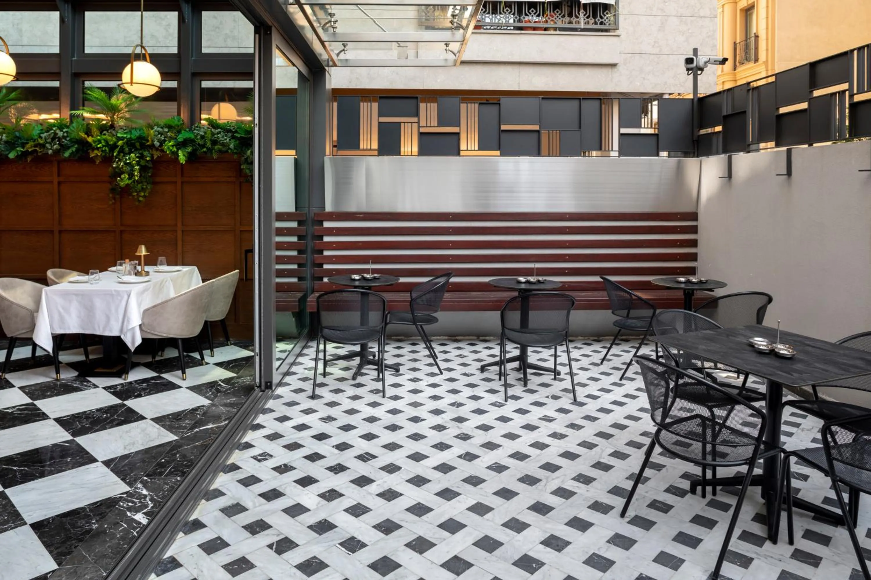 Restaurant/places to eat in Wish More Hotel Şişli