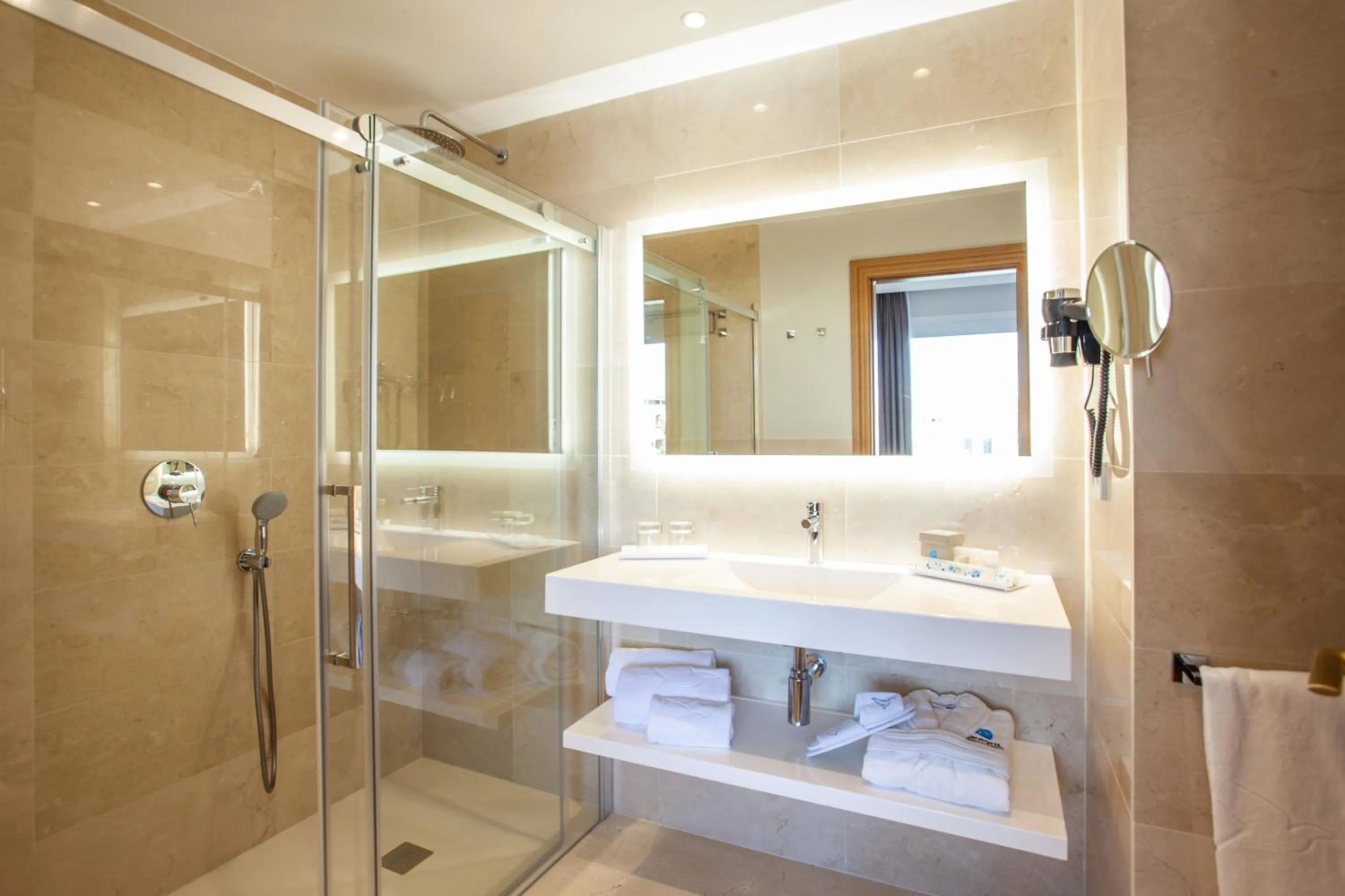 Bathroom in Grupotel Playa de Palma Suites & Spa