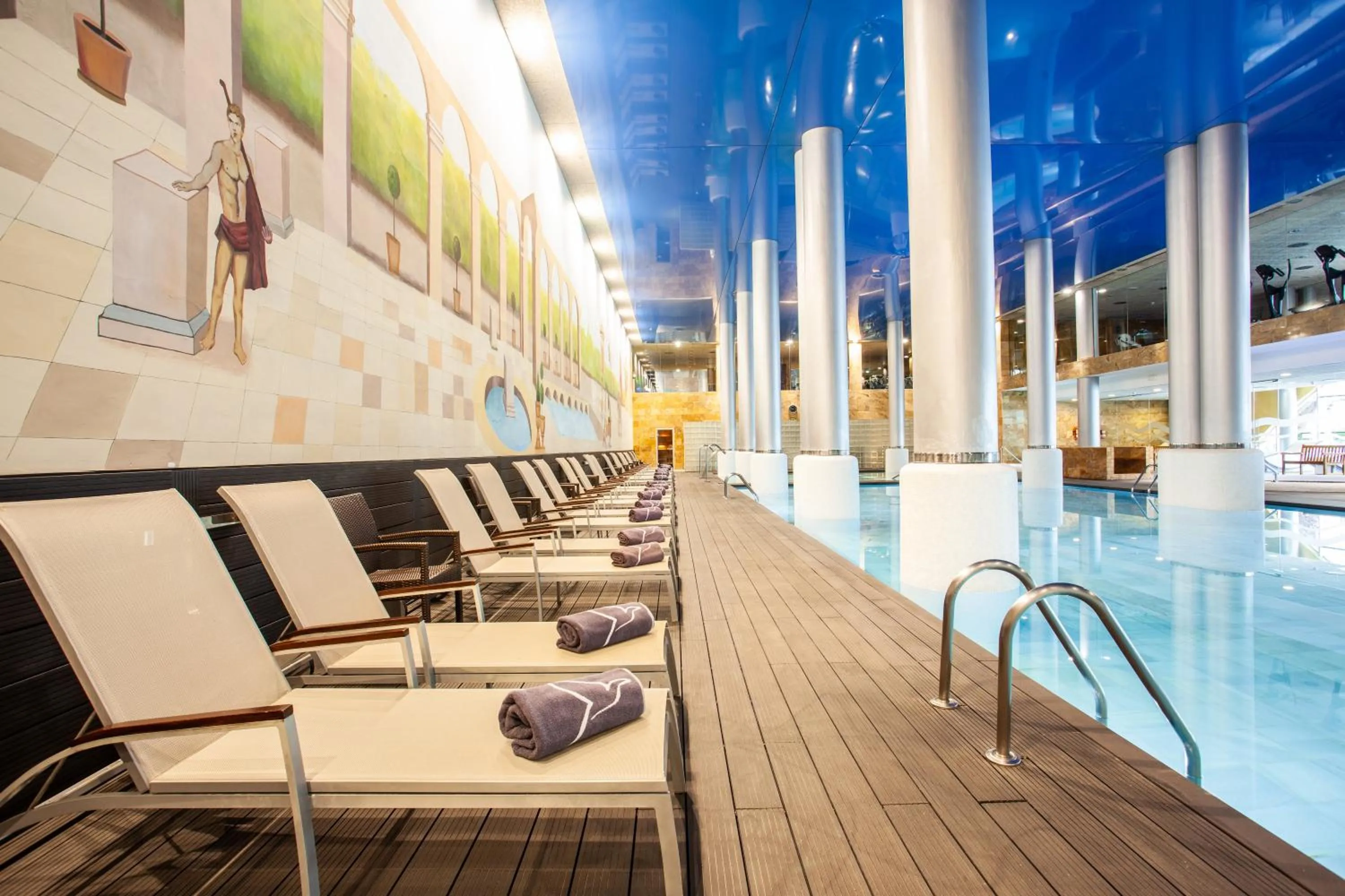 Hot Spring Bath in Grupotel Playa de Palma Suites & Spa