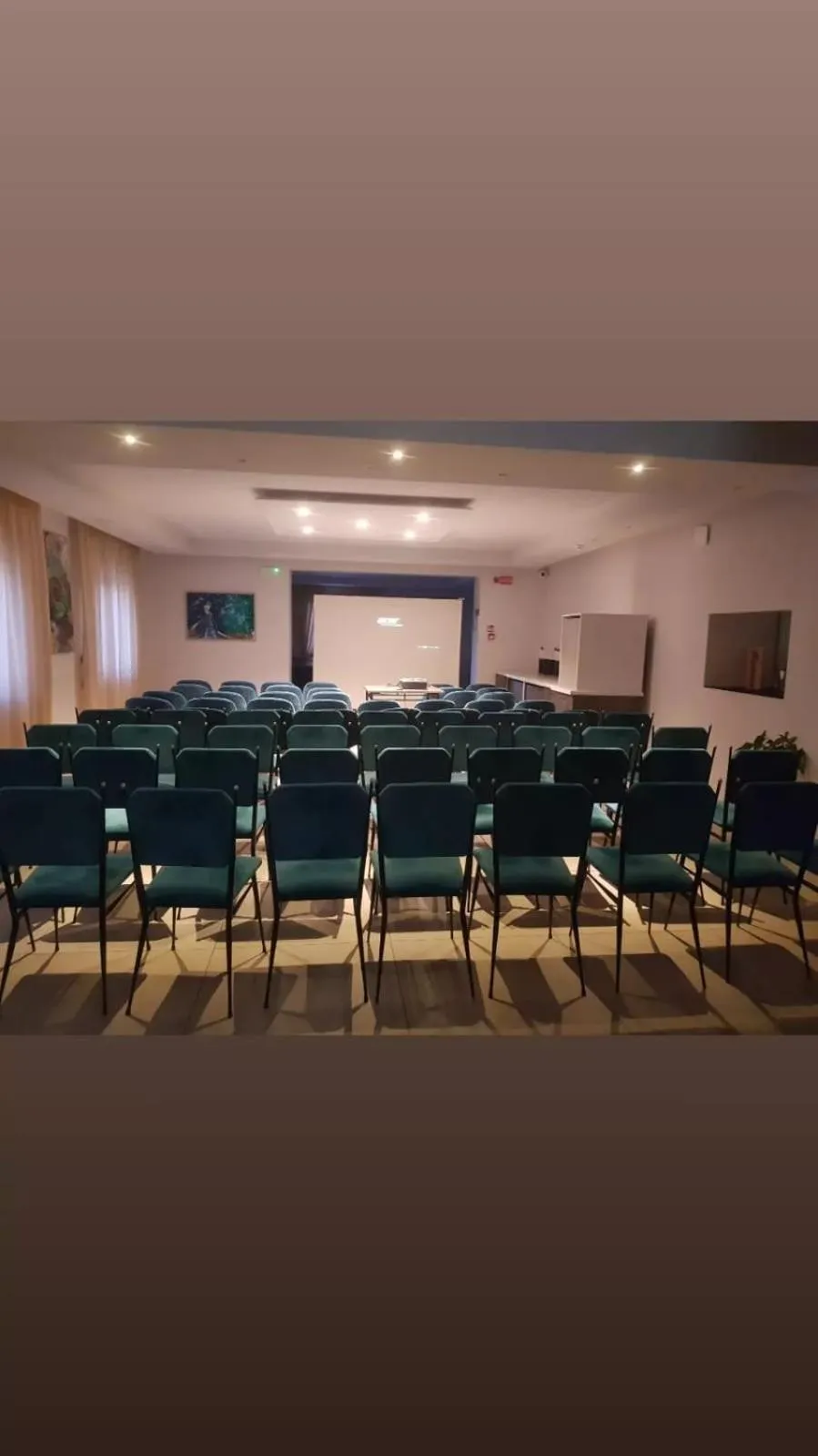 Business facilities in Hotel Valle del Fiora