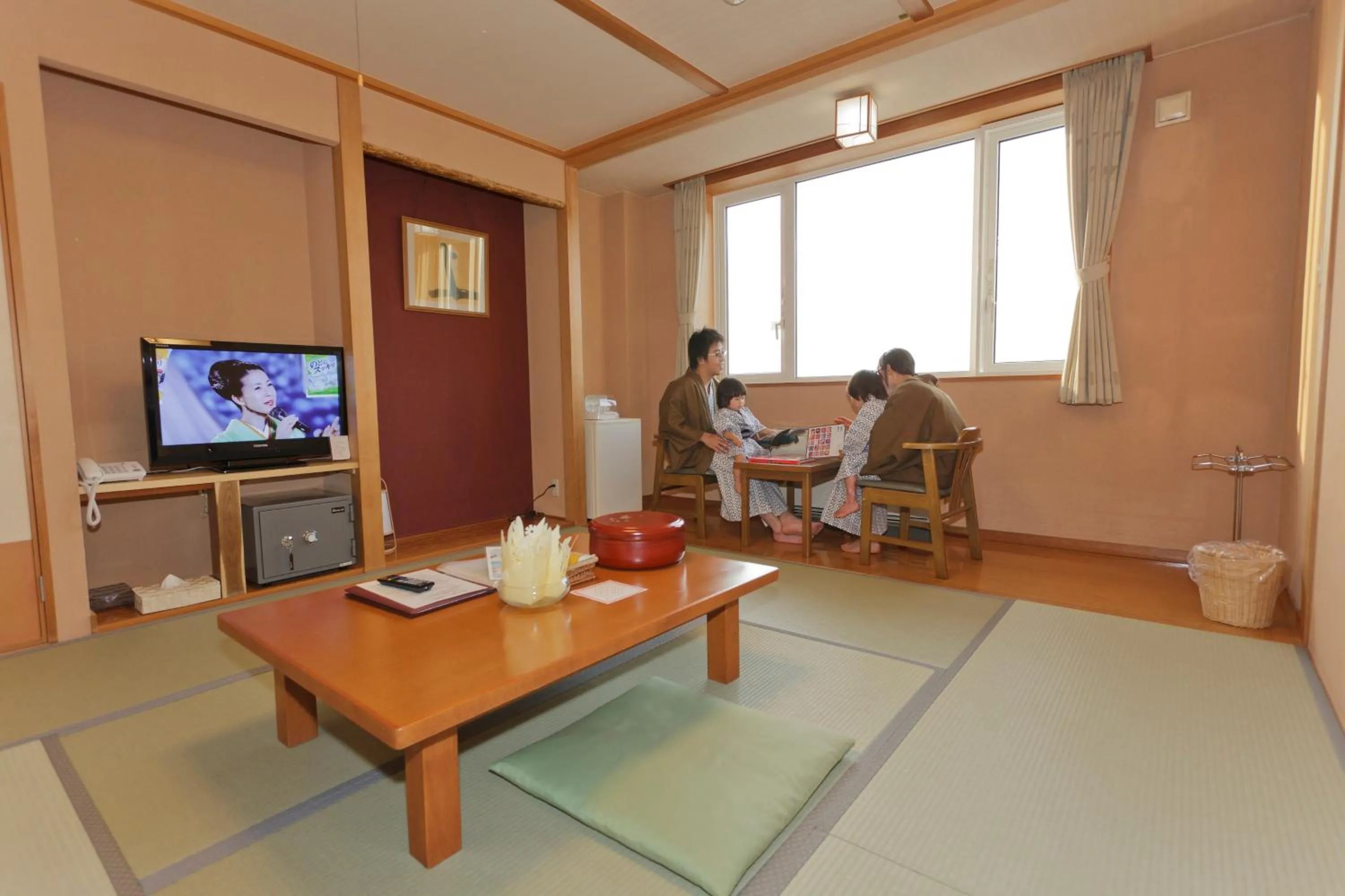 Photo of the whole room in Kamihoroso