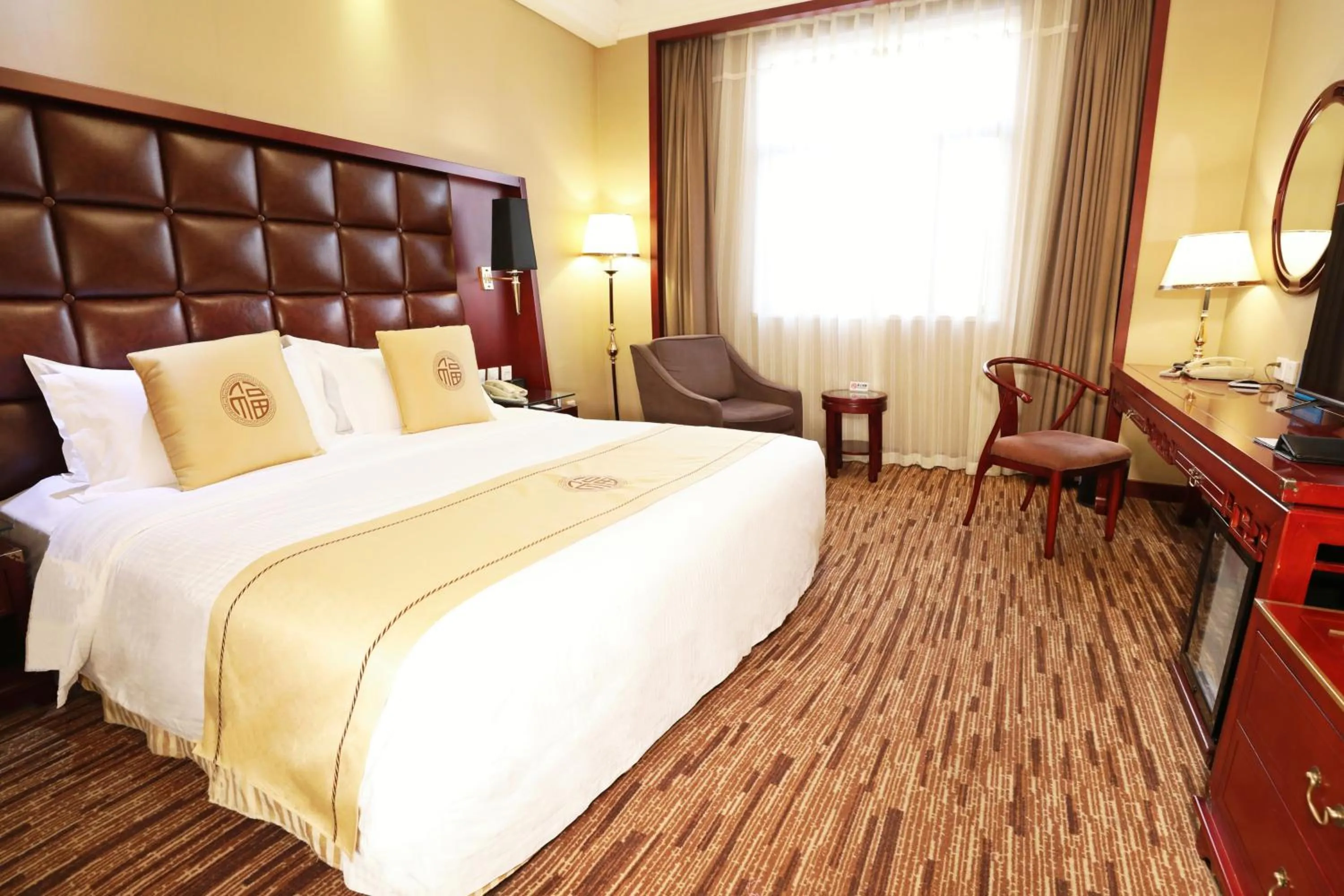 Bed in Jianguo Qianmen Beijing