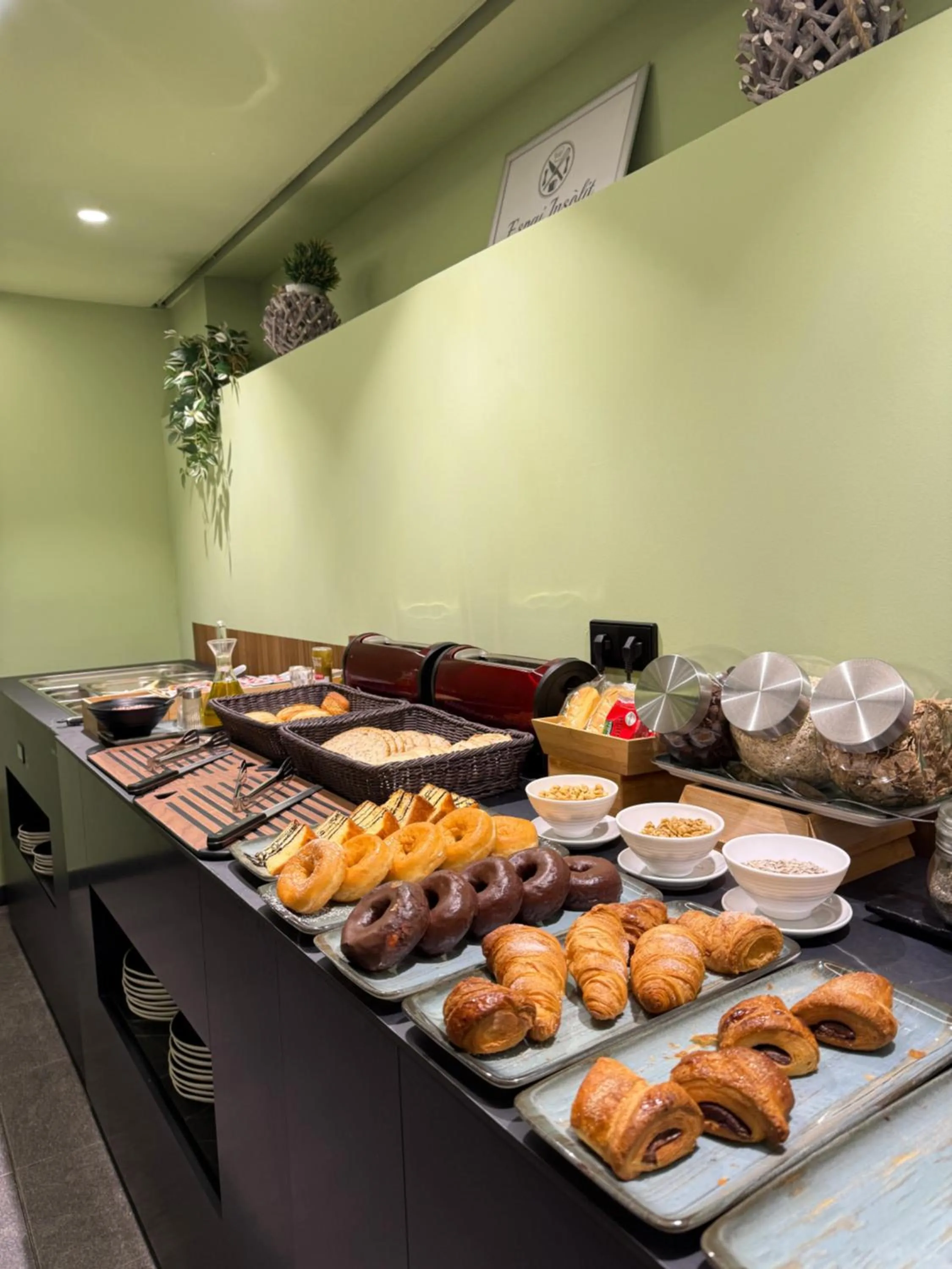 Breakfast in Hotel Real