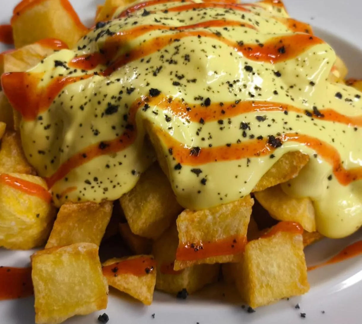 Restaurant/places to eat in Hotel Real