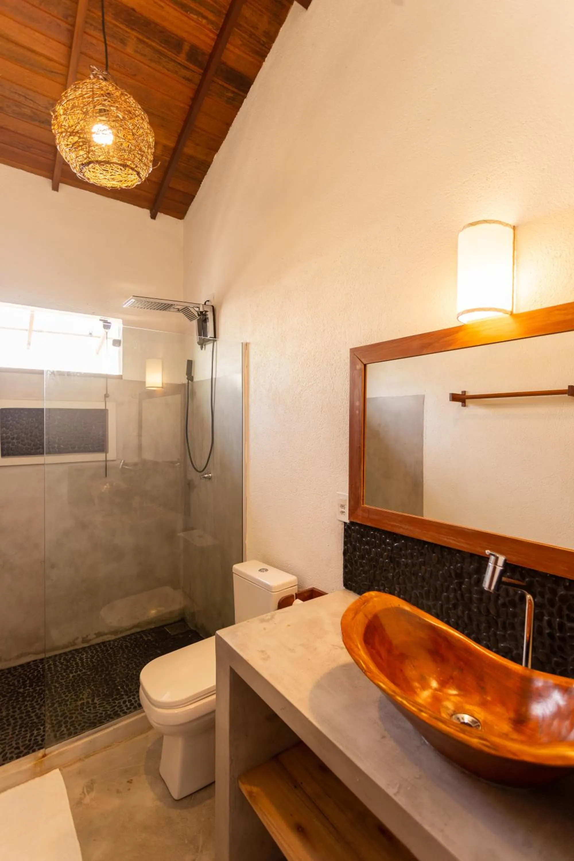 Shower in Vila Marina