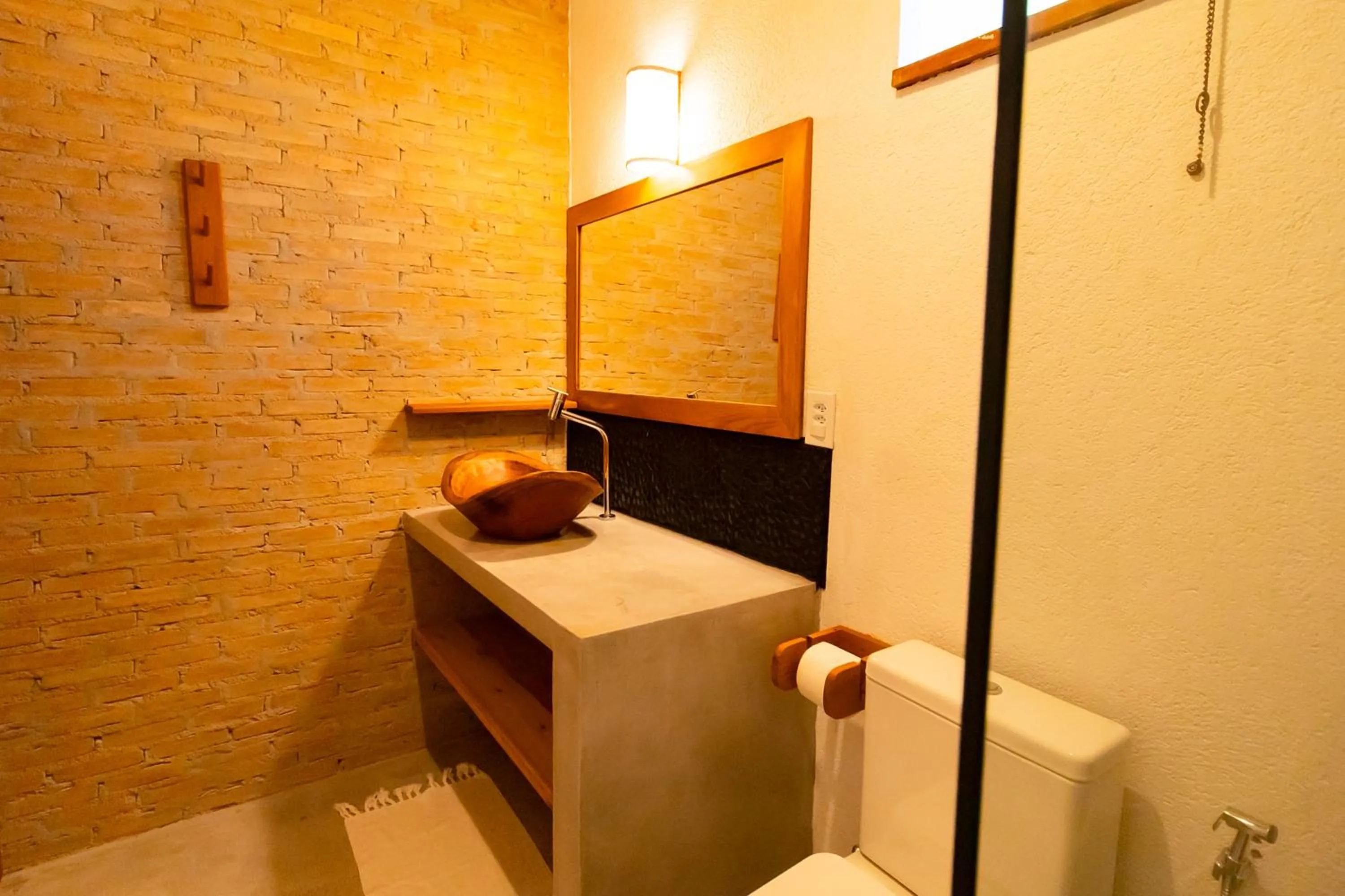 Toilet in Vila Marina