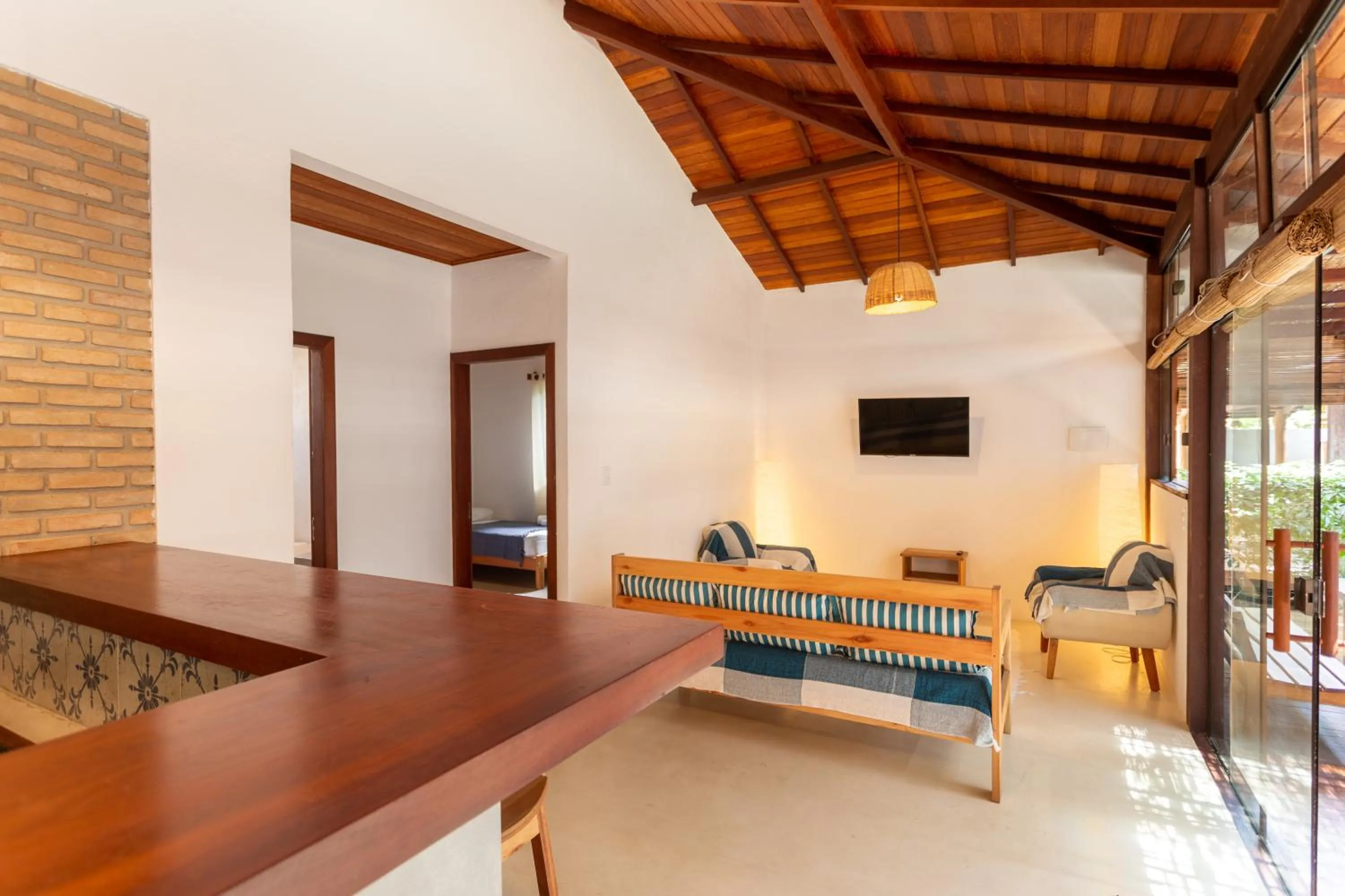 TV and multimedia in Vila Marina