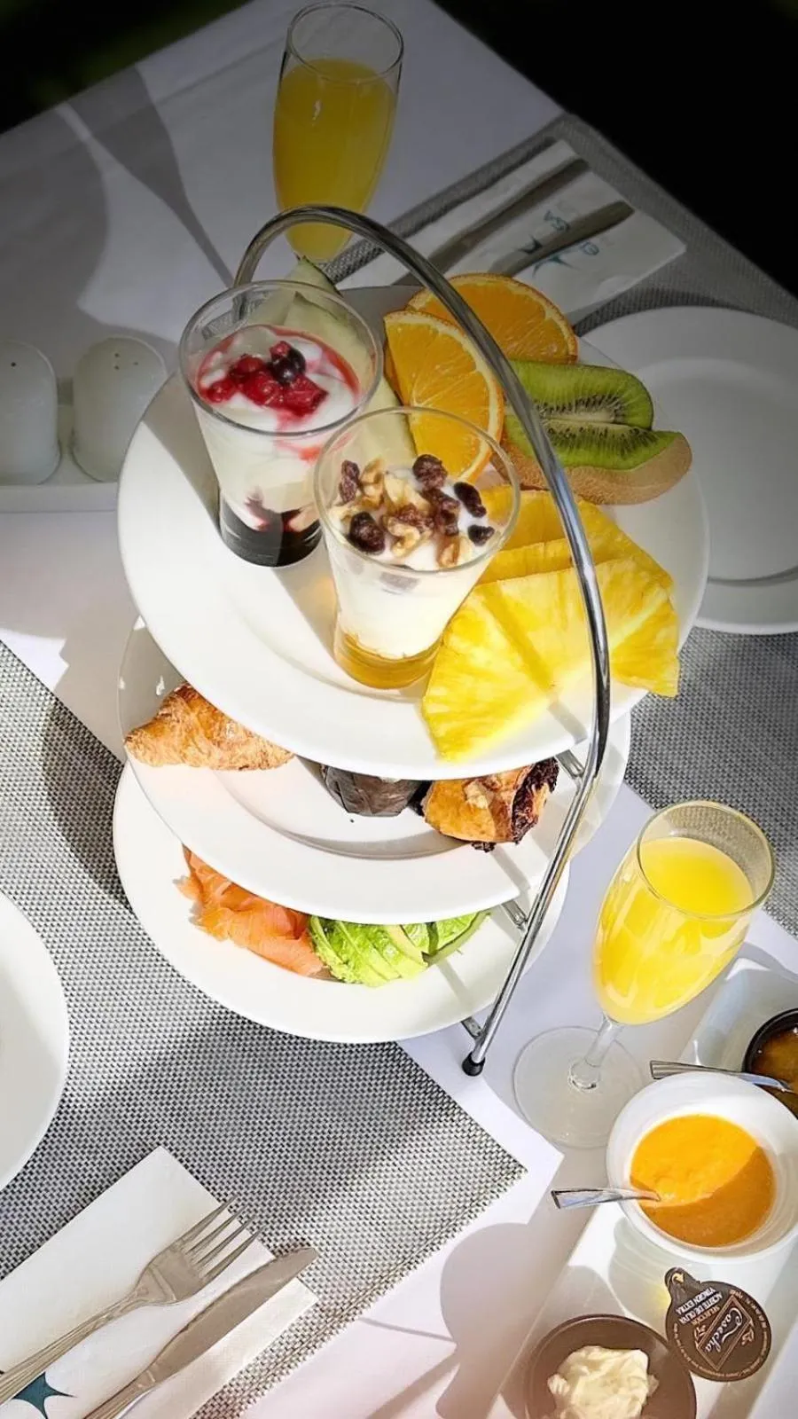 Breakfast in Aparthotel Los Girasoles