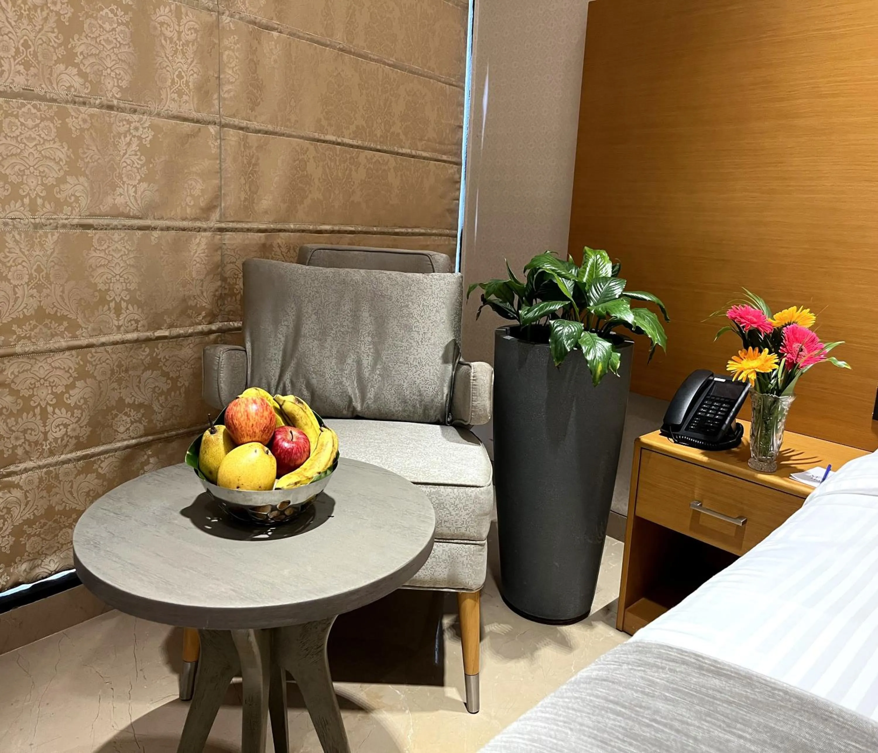 Seating area in Morvee Hotels Alipore Kolkata