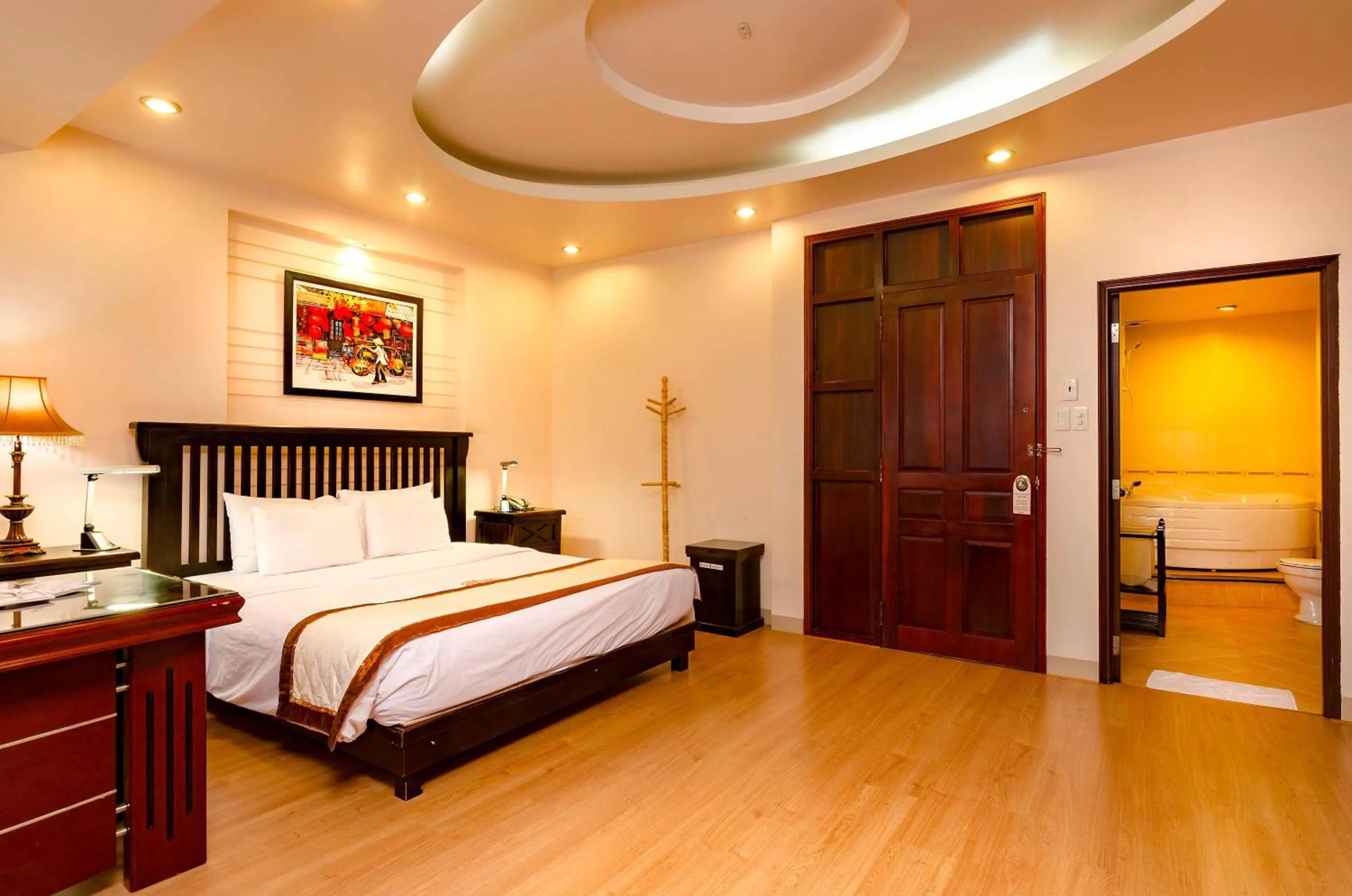 Bedroom, Bed in Vien Dong Hotel 2