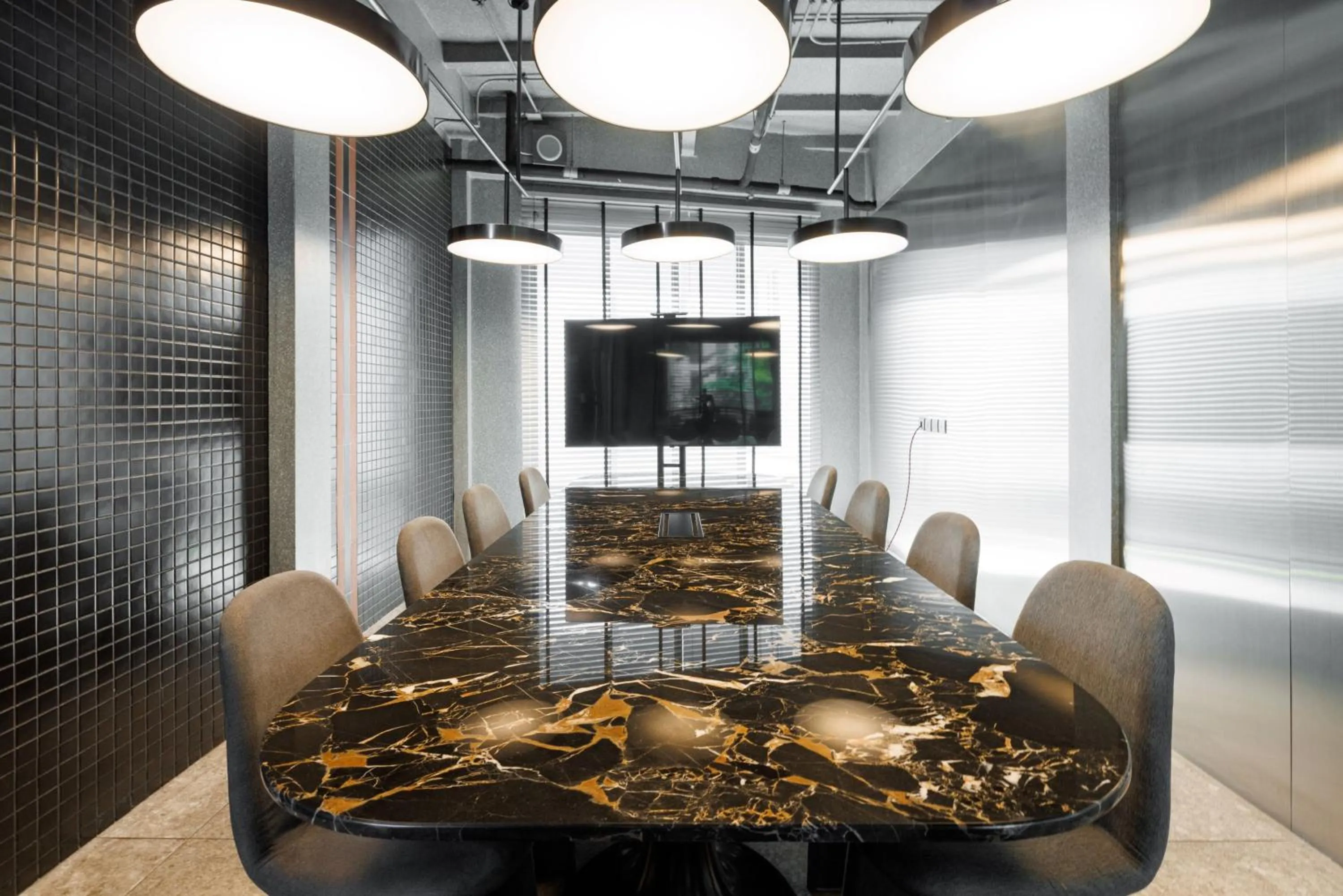 Property building in YANH Ratchawat Hotel