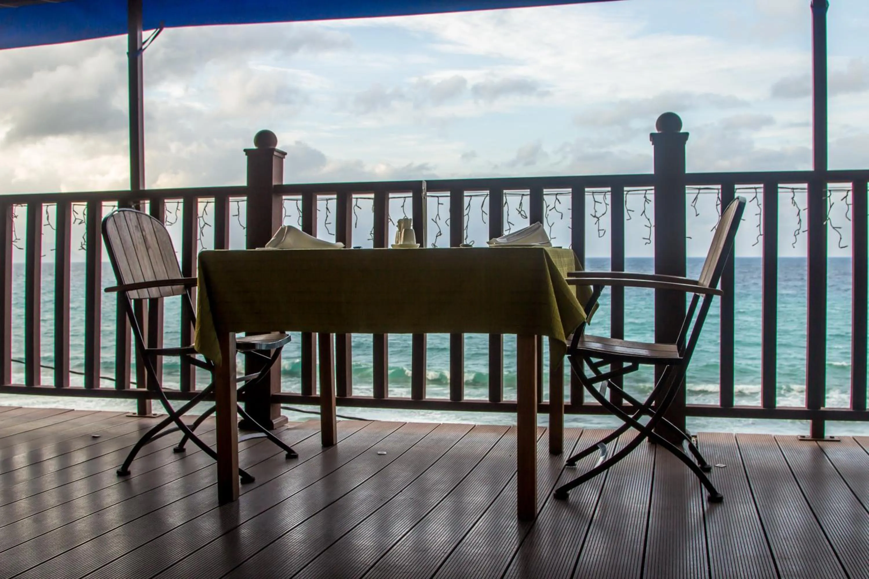 Restaurant/places to eat in Treasure Cove Hotel & Restaurant