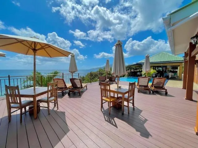 Treasure Cove Hotel & Restaurant