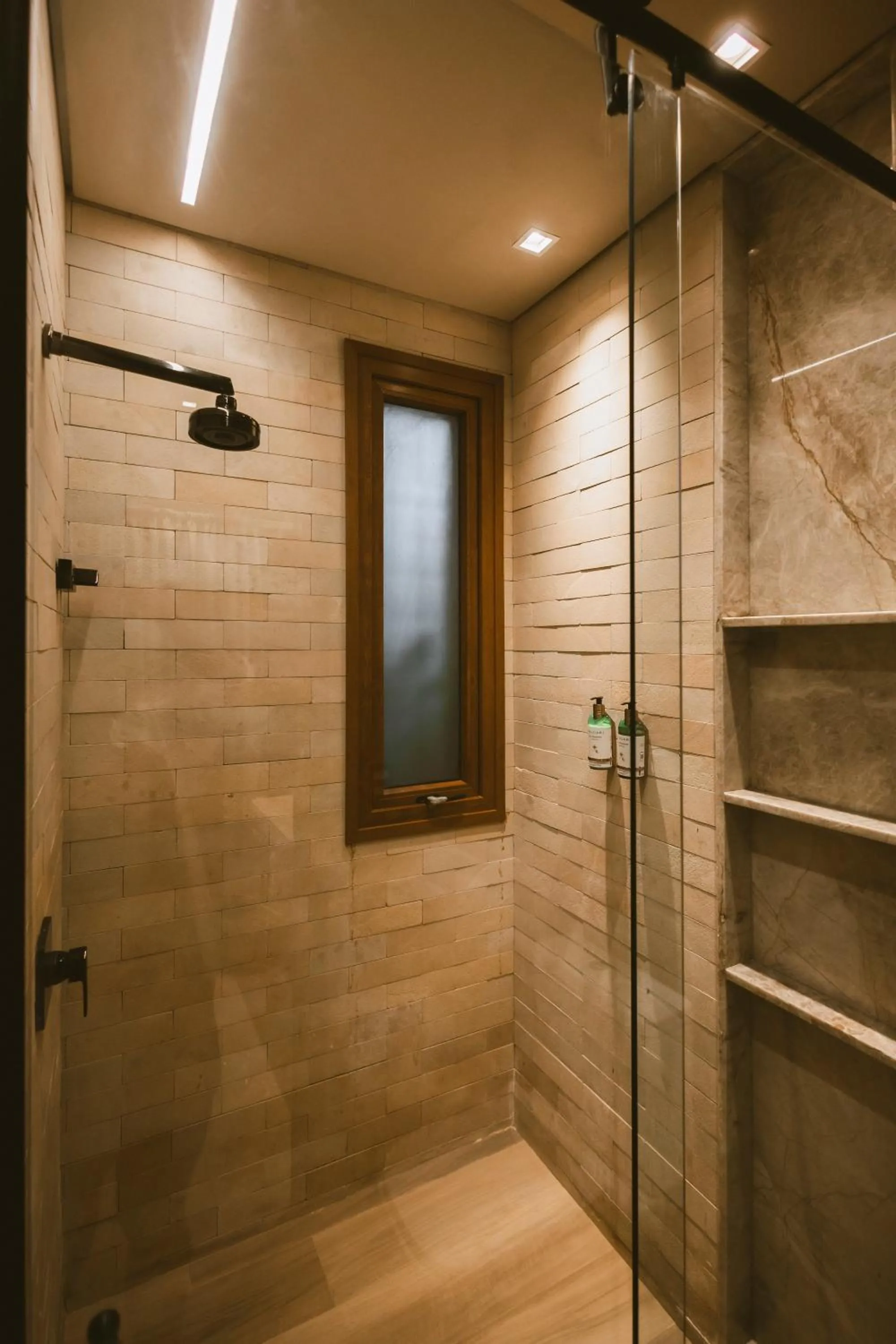 Shower in POUSADA DO MIRANTE