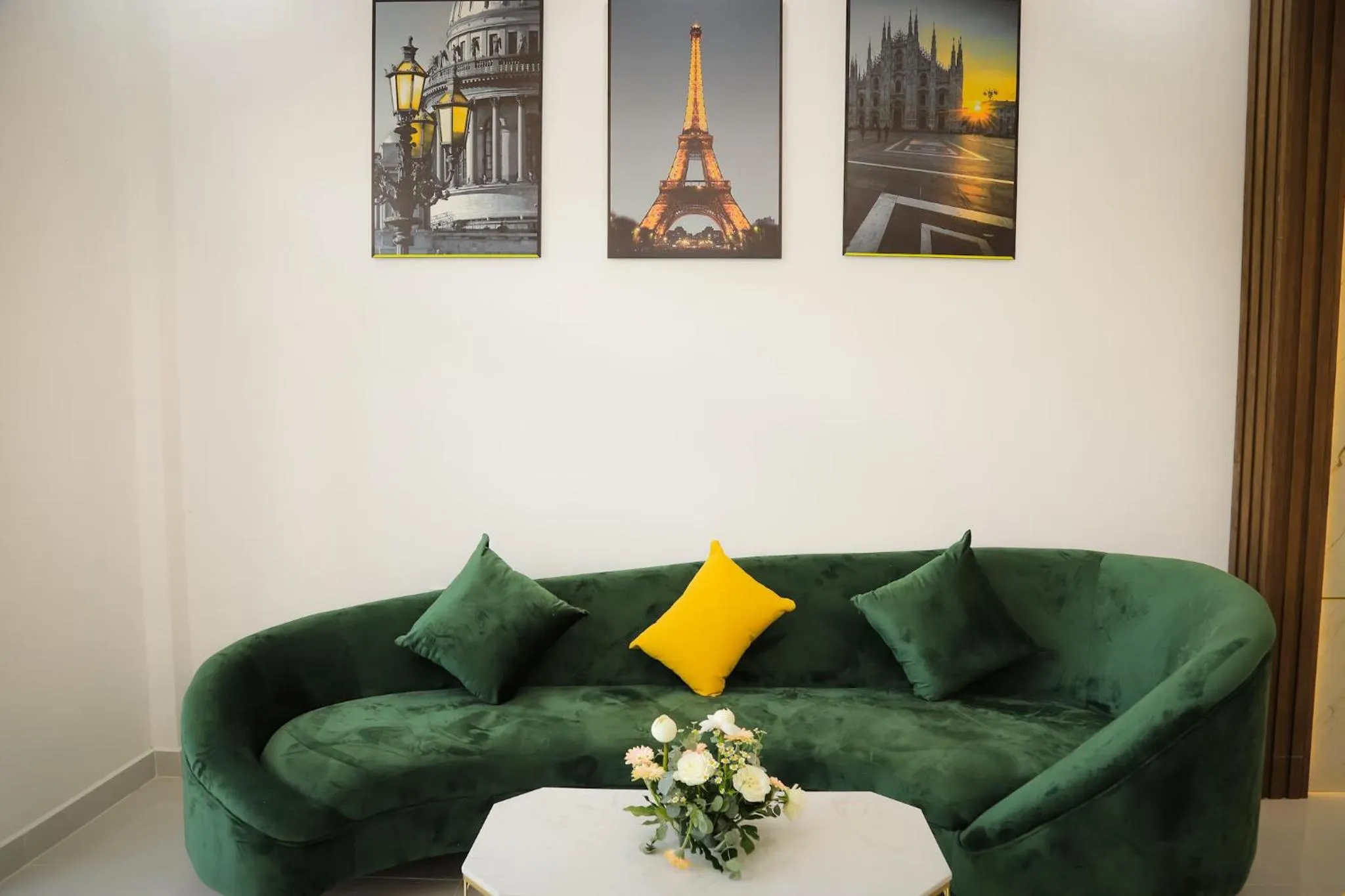 Seating area in Le Phan Hotel